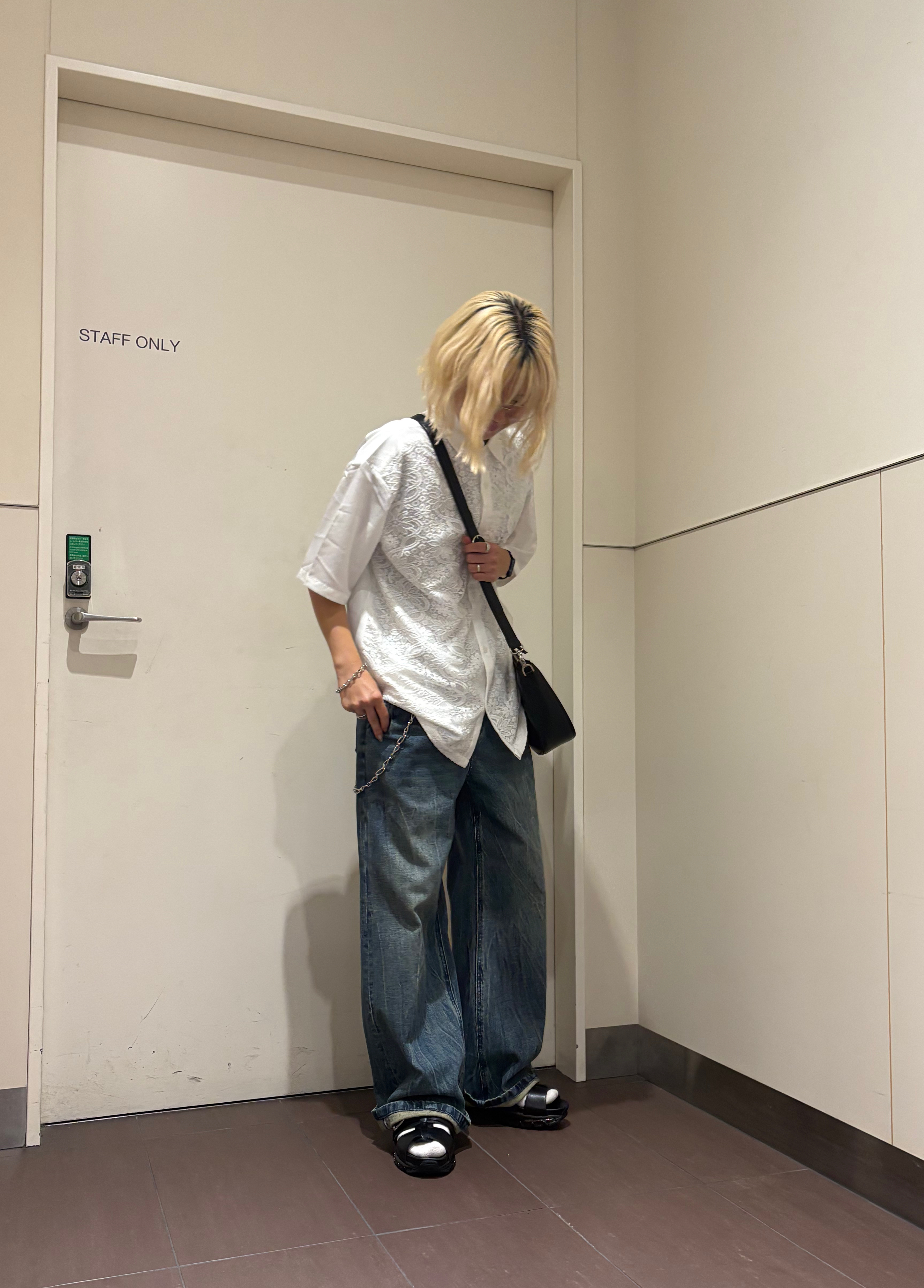HAMAMIYUさんの「tk.TAKEO KIKUCHI｜【昨年売上1500枚超え！】ボタニカルレースシャツ/フラワーデザイン/レース/大人気/モード/キレイ」を使ったコーディネート