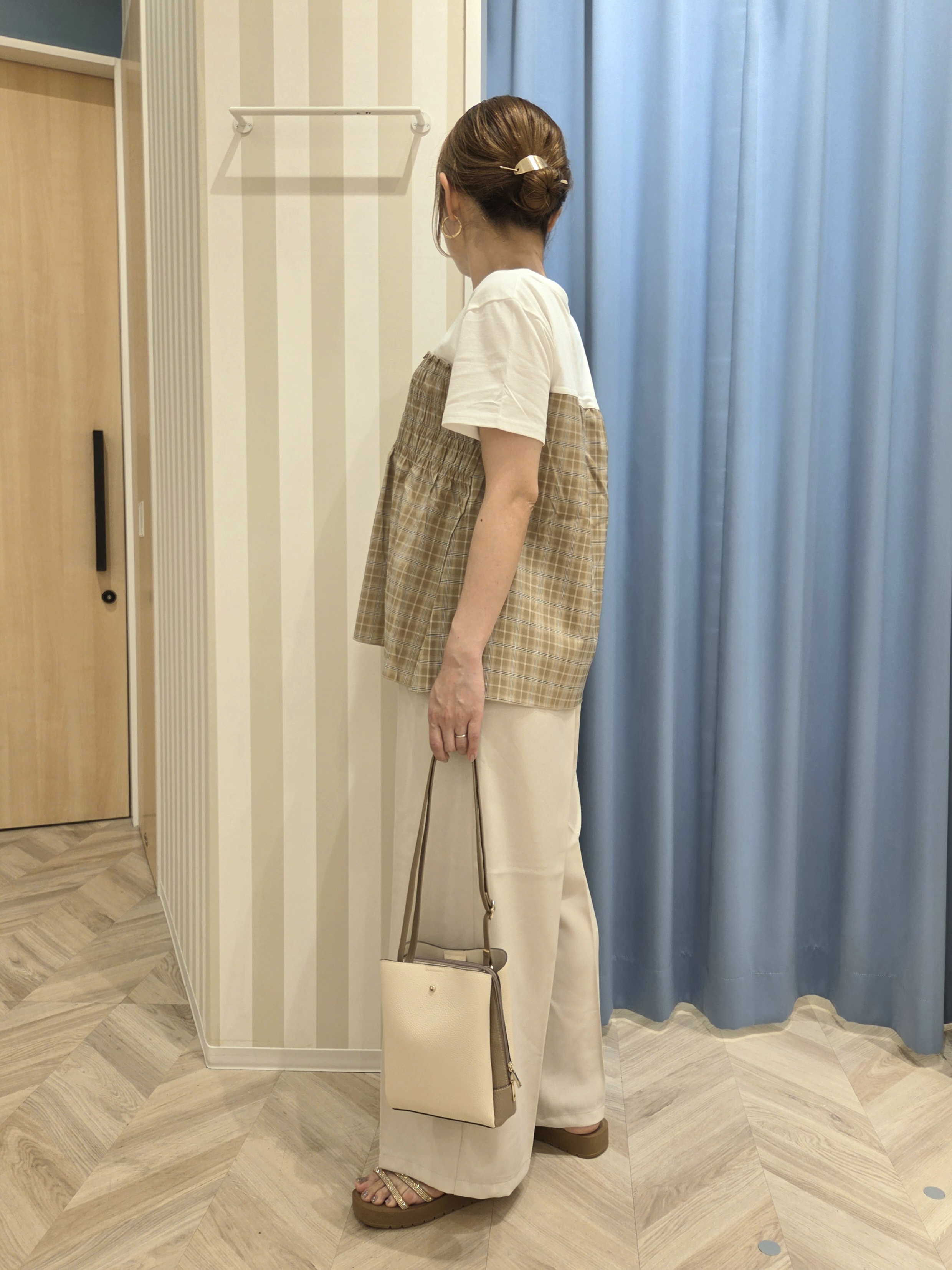 Ikumiさんの「SHOO･LA･RUE｜【S-LL/洗濯機可】着るだけサマ見え 柄アソートビスチェ風ドッキングTシャツ」を使ったコーディネート