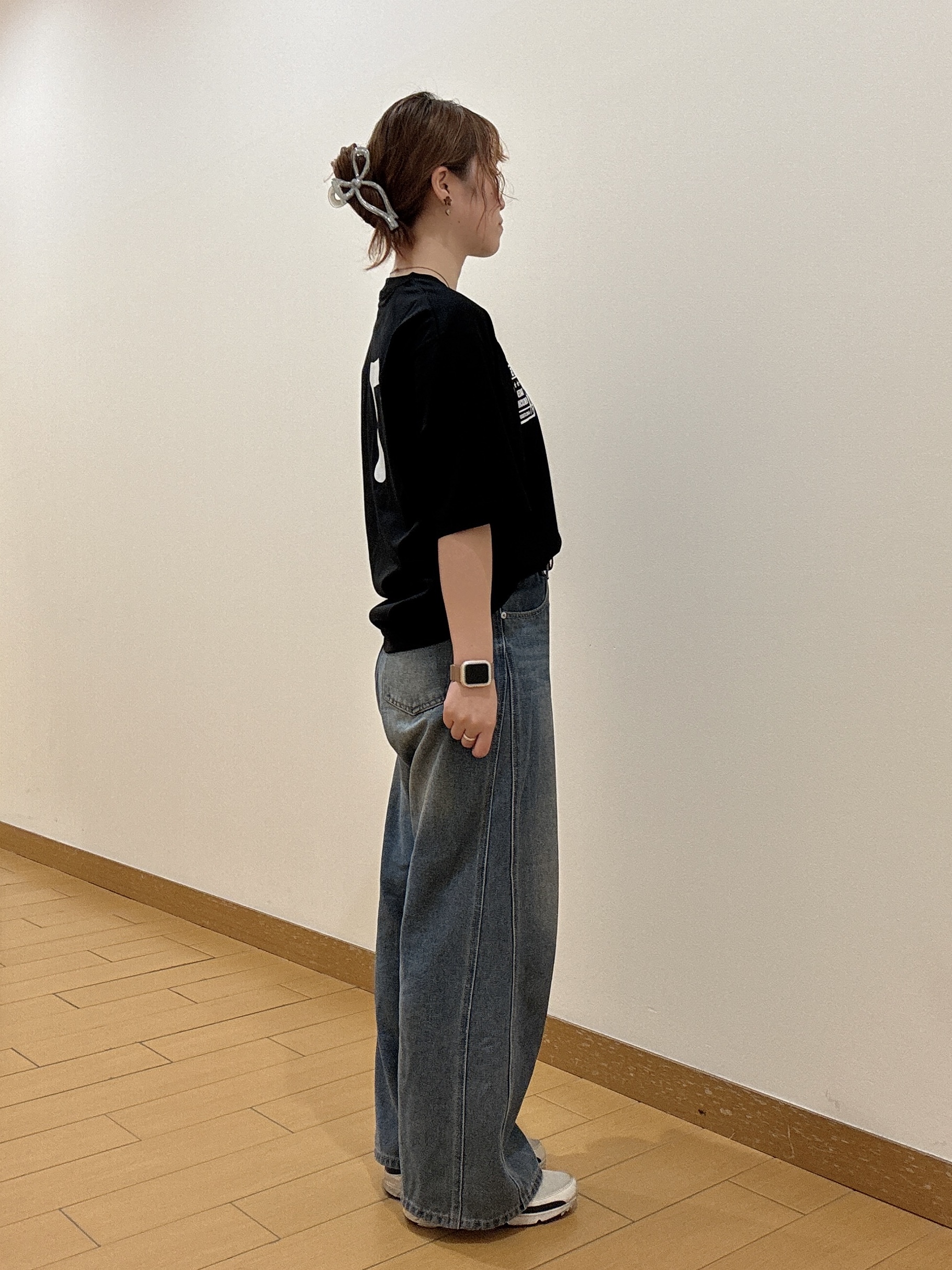 ヒナさんの「TAKEO KIKUCHI｜【BOWLER HAT LABEL】アイスクリアコットン ピンナップガール 半袖Tシャツ」を使ったコーディネート