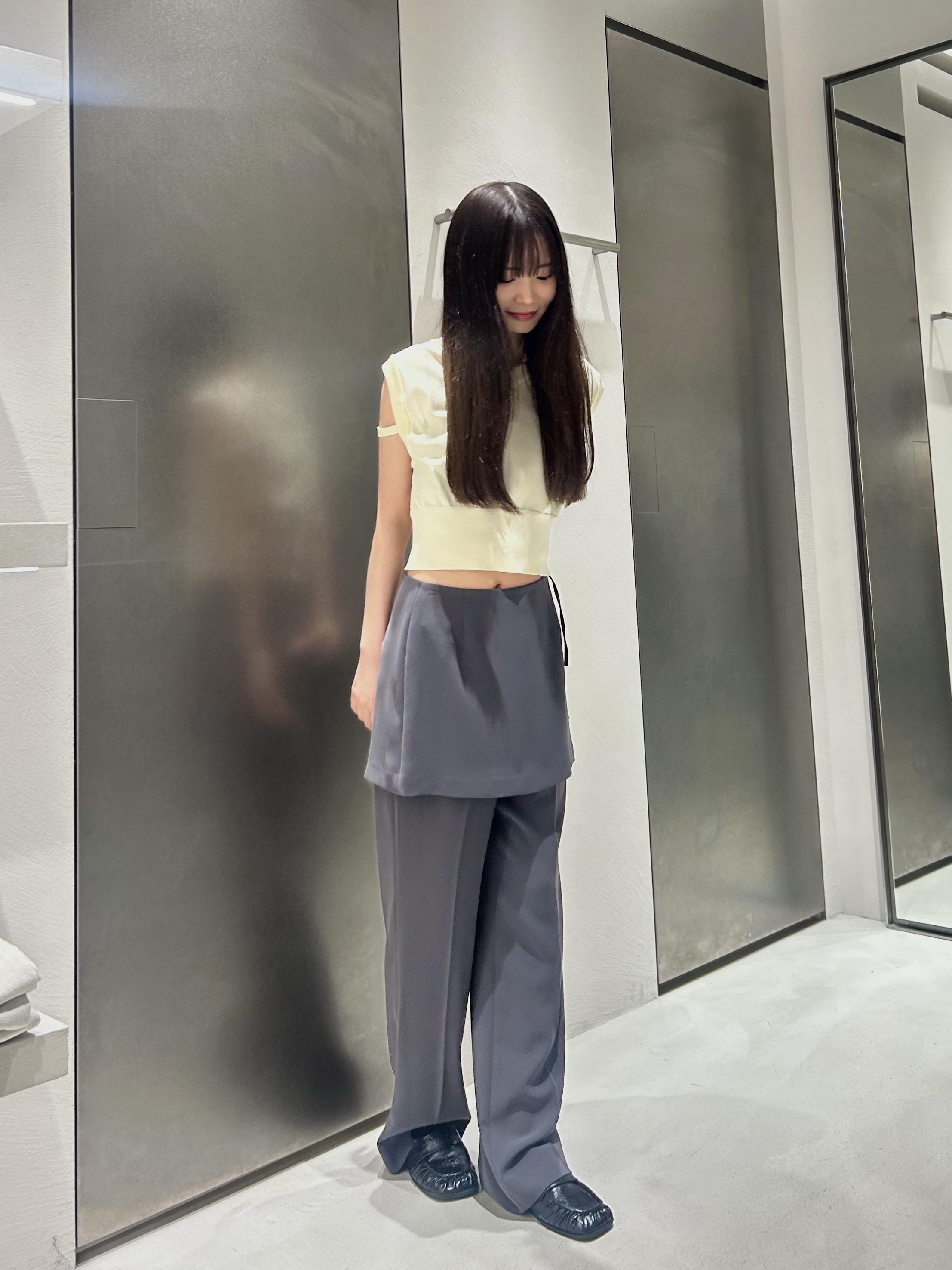 miniさんの「CODE A｜design short vest」を使ったコーディネート
