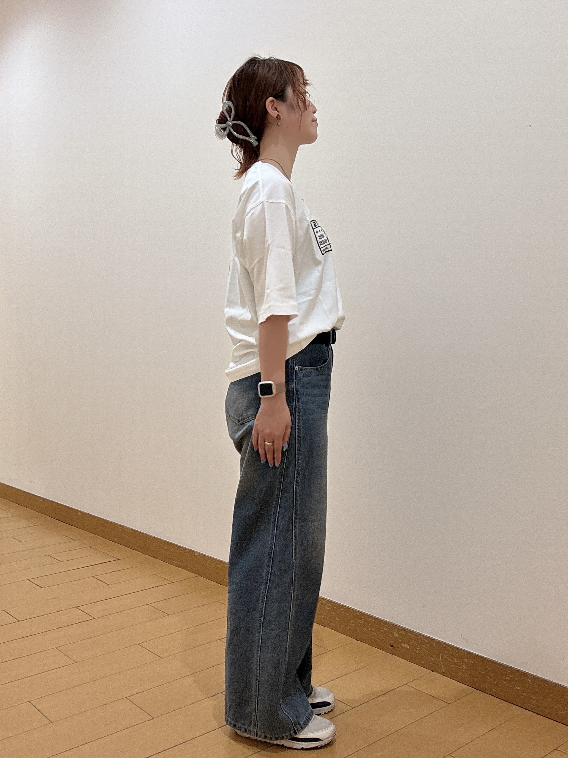 ヒナさんの「TAKEO KIKUCHI｜【BOWLER HAT LABEL】アイスクリアコットン ピンナップガール 半袖Tシャツ」を使ったコーディネート