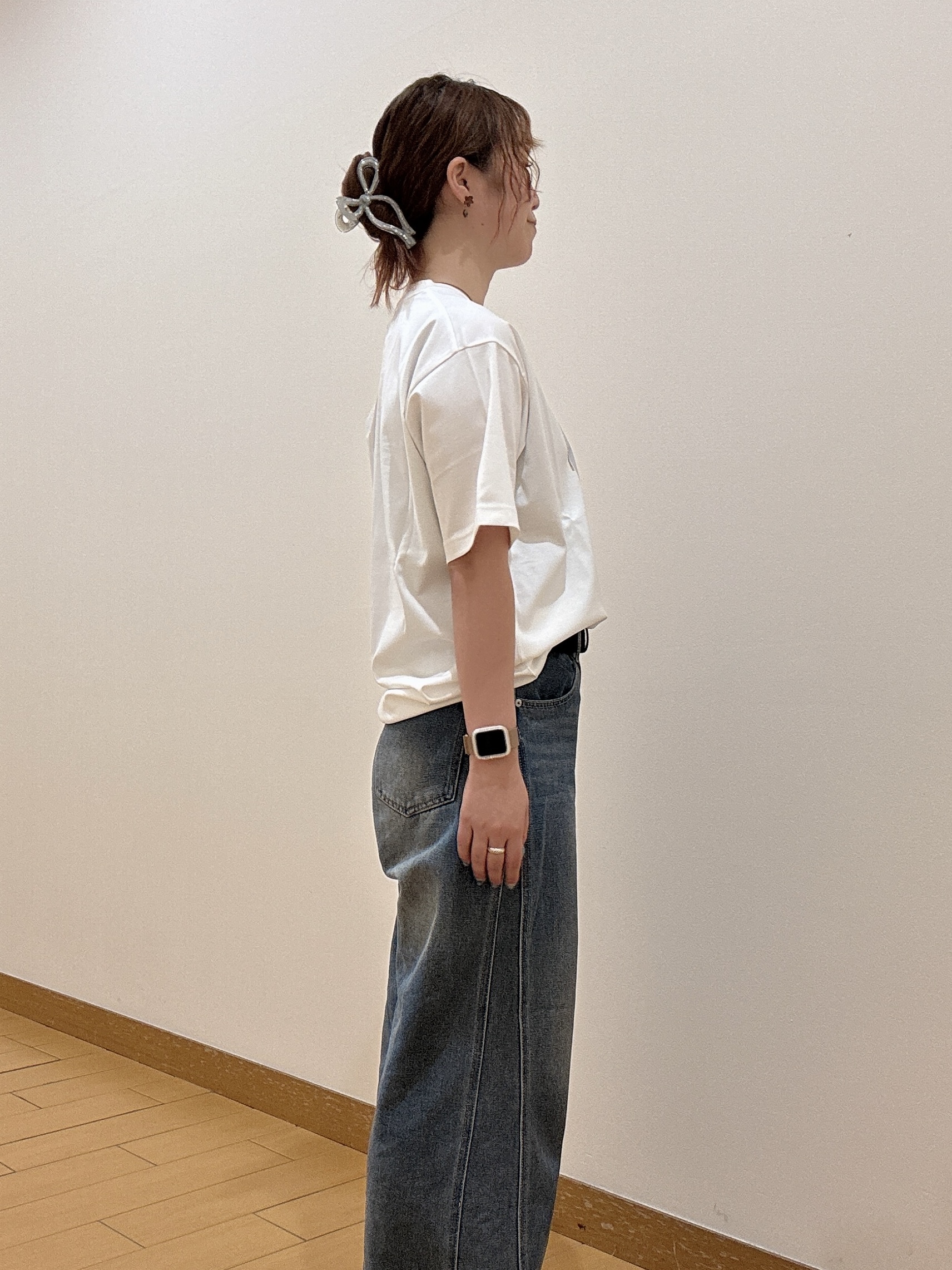 ヒナさんの「TAKEO KIKUCHI｜マラケシュ フォト Tシャツ」を使ったコーディネート