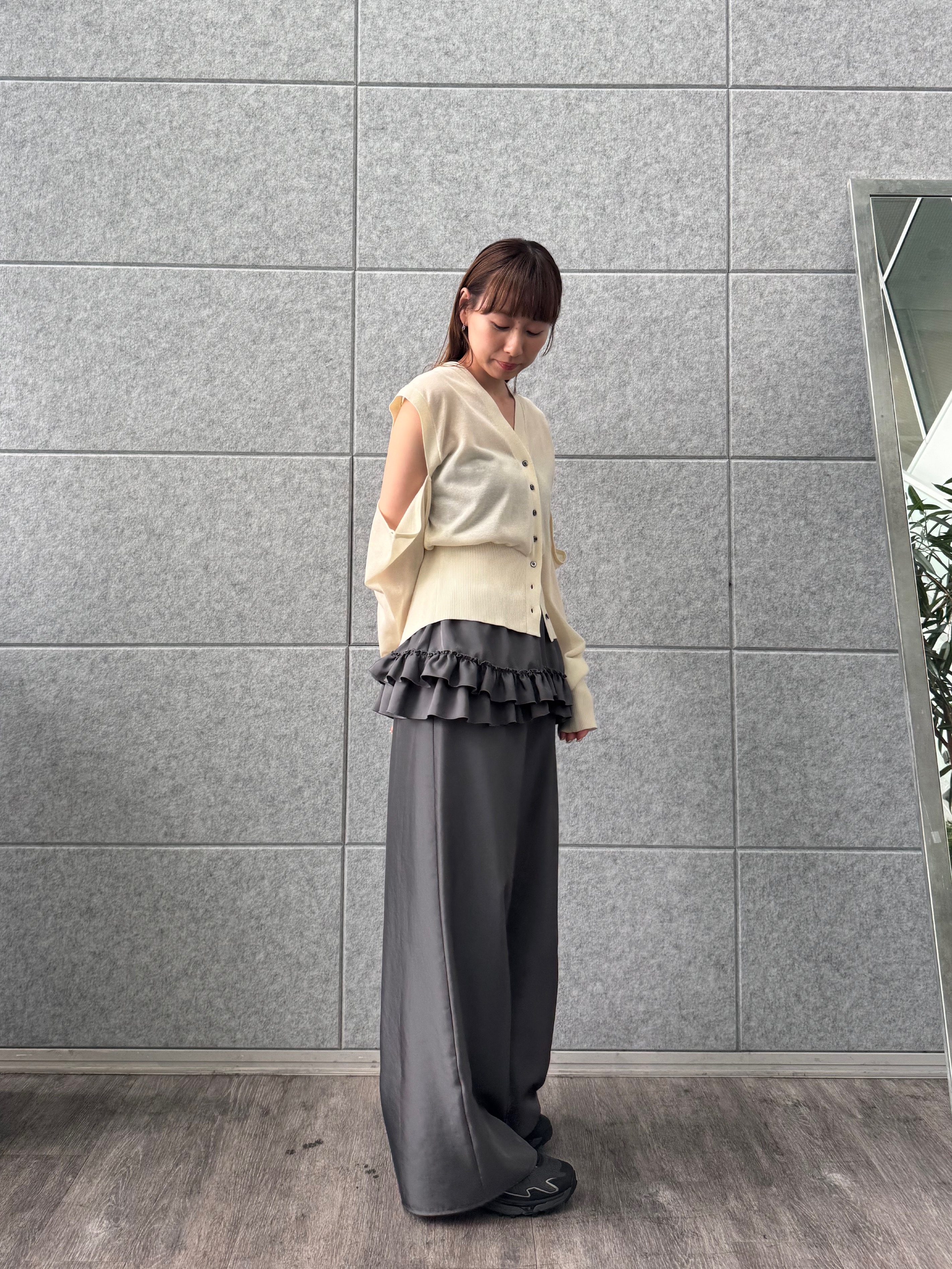 designer yukaさんの「CODE A｜frill wide pants」を使ったコーディネート