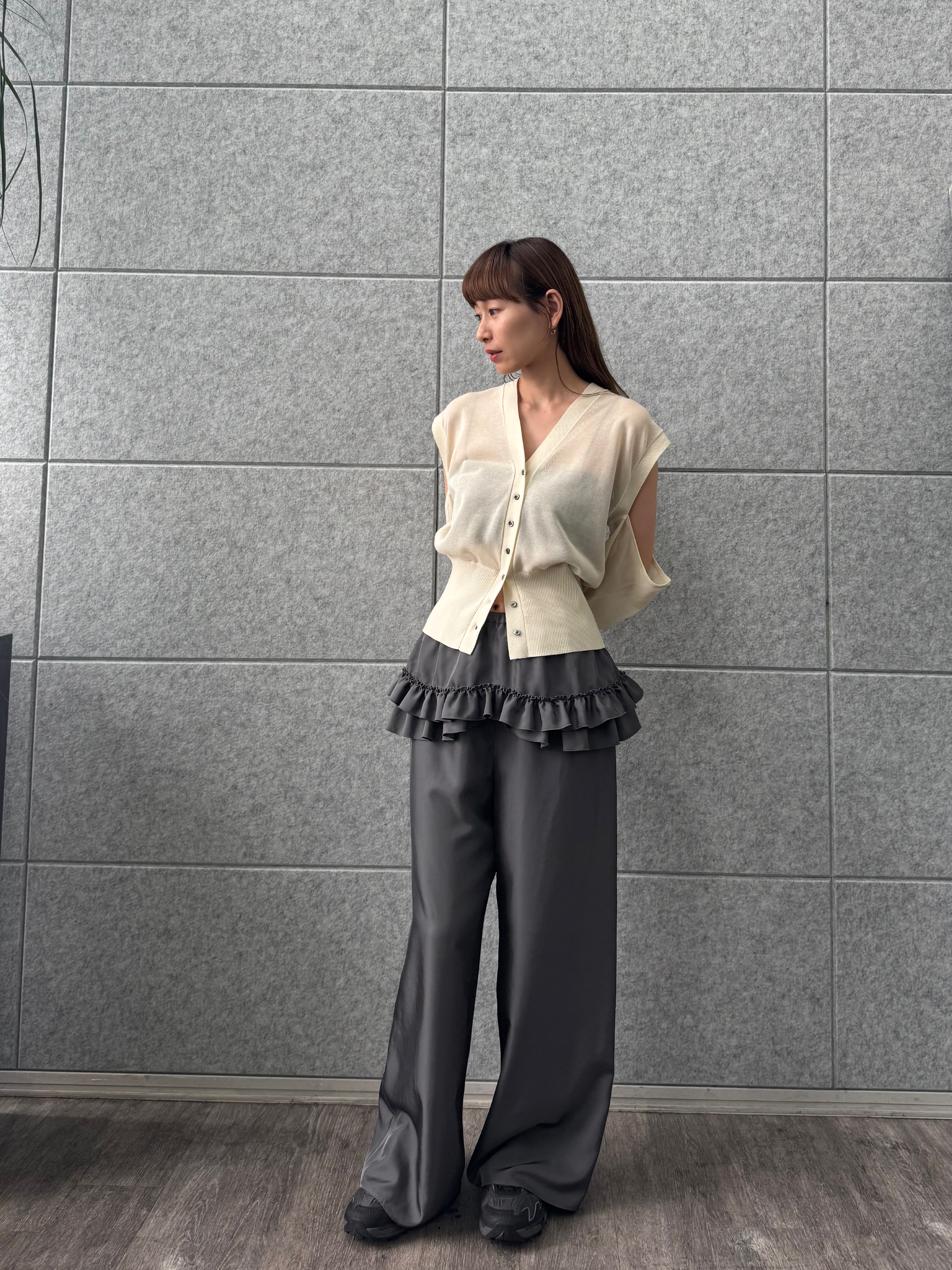 designer yukaさんの「CODE A｜frill wide pants」を使ったコーディネート