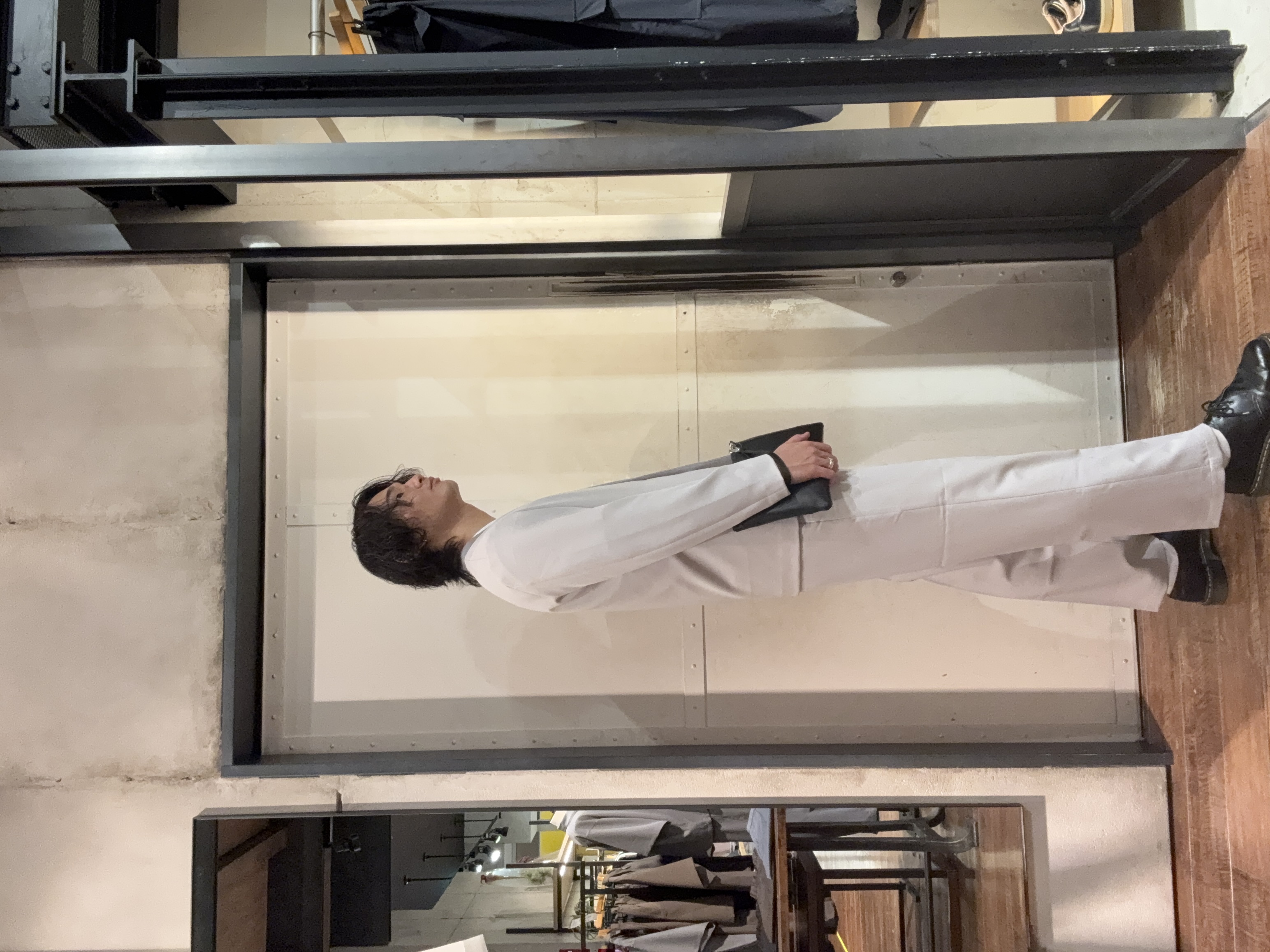 大江正眞さんの「tk.TAKEO KIKUCHI｜【セットアップ対応】360度ストレッチノーカラージャケット」を使ったコーディネート