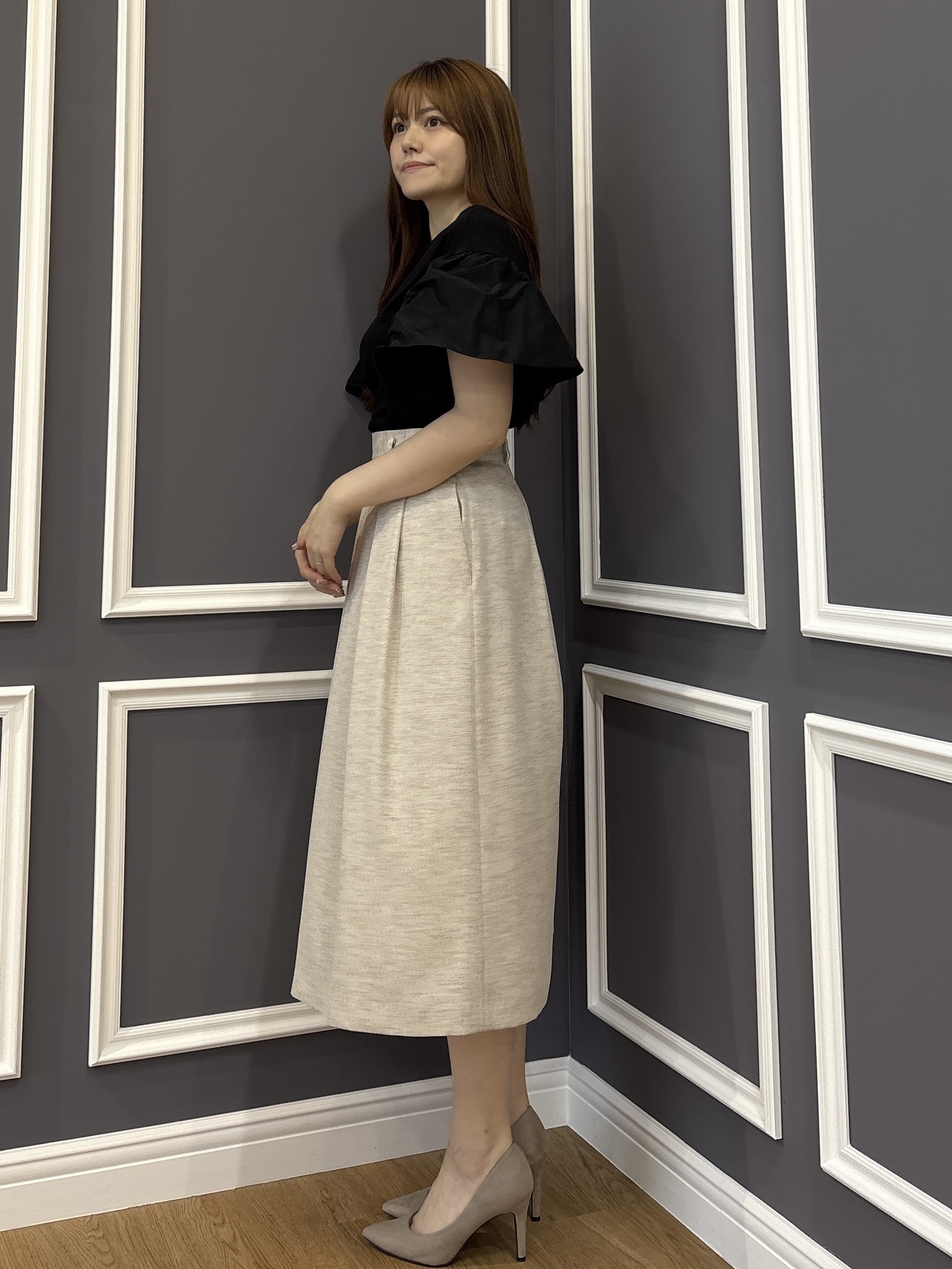 sayaさんの「COUP DE CHANCE｜【手洗い可／日本製】ギャザーフレアスリーブ　プルオーバー」を使ったコーディネート