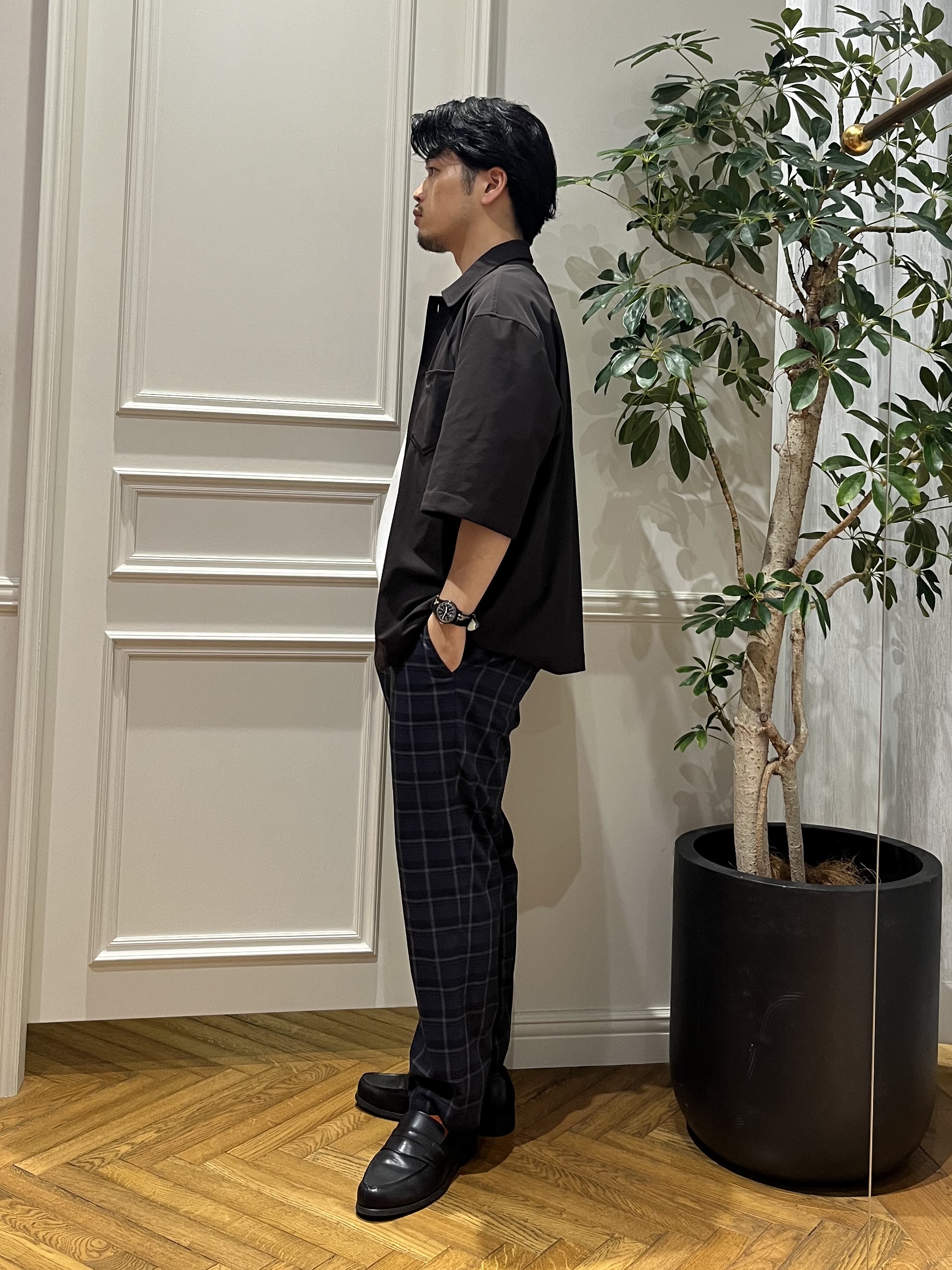 Tokuさんの「DRESSTERIOR｜【接触冷感/UVカット/ウォッシャブル/Safari5月号掲載】AIRTOOL ハーフスリーブシャツ」を使ったコーディネート