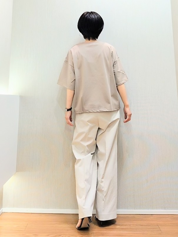 ミズタさんの「UNTITLED｜コットンロゴTシャツ」を使ったコーディネート