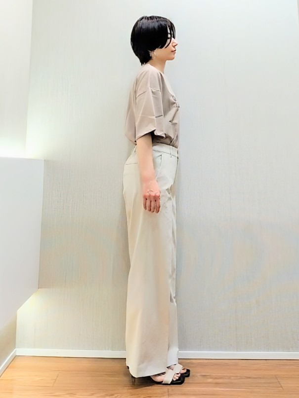 ミズタさんの「UNTITLED｜コットンロゴTシャツ」を使ったコーディネート