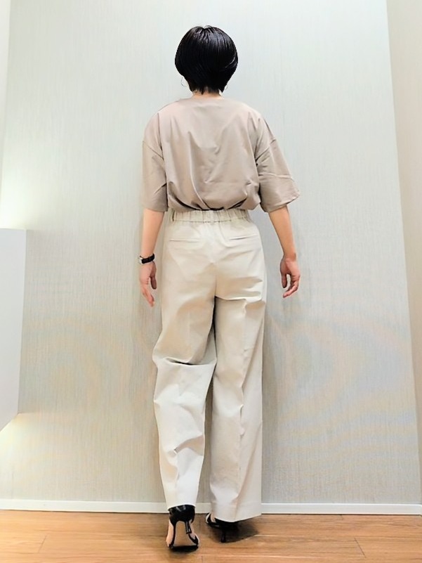 ミズタさんの「UNTITLED｜コットンロゴTシャツ」を使ったコーディネート