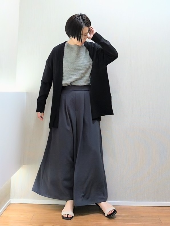 ミズタさんの「UNTITLED｜メッシュ柄ボーダーニット」を使ったコーディネート