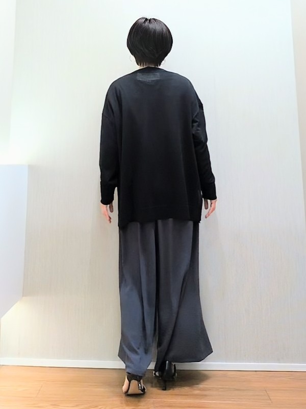 ミズタさんの「UNTITLED｜メッシュ柄ボーダーニット」を使ったコーディネート