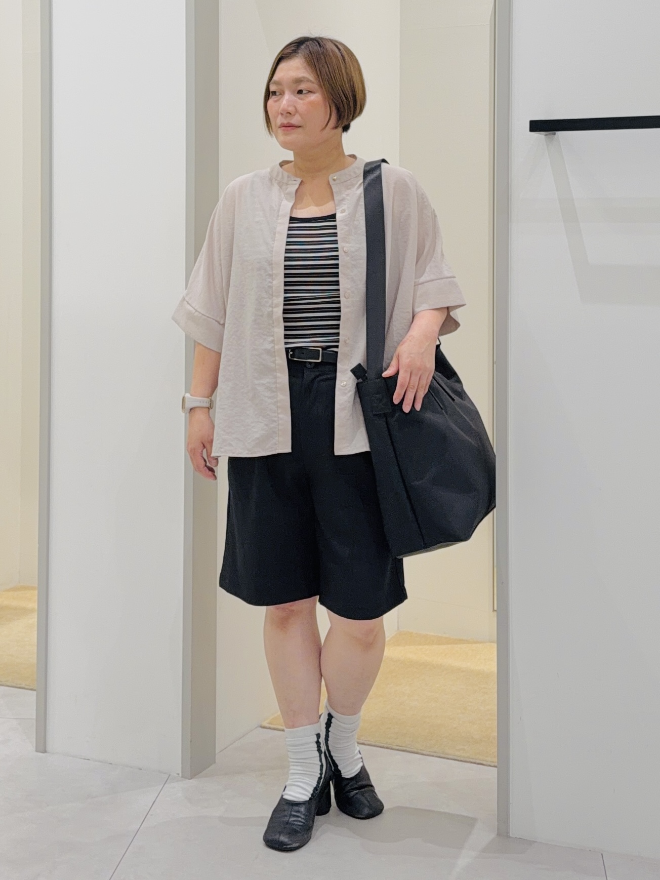 タナさんの「THE SHOP TK｜【高レビュー/体型カバー】さらっと快適 ドルマン5分袖ブラウス」を使ったコーディネート