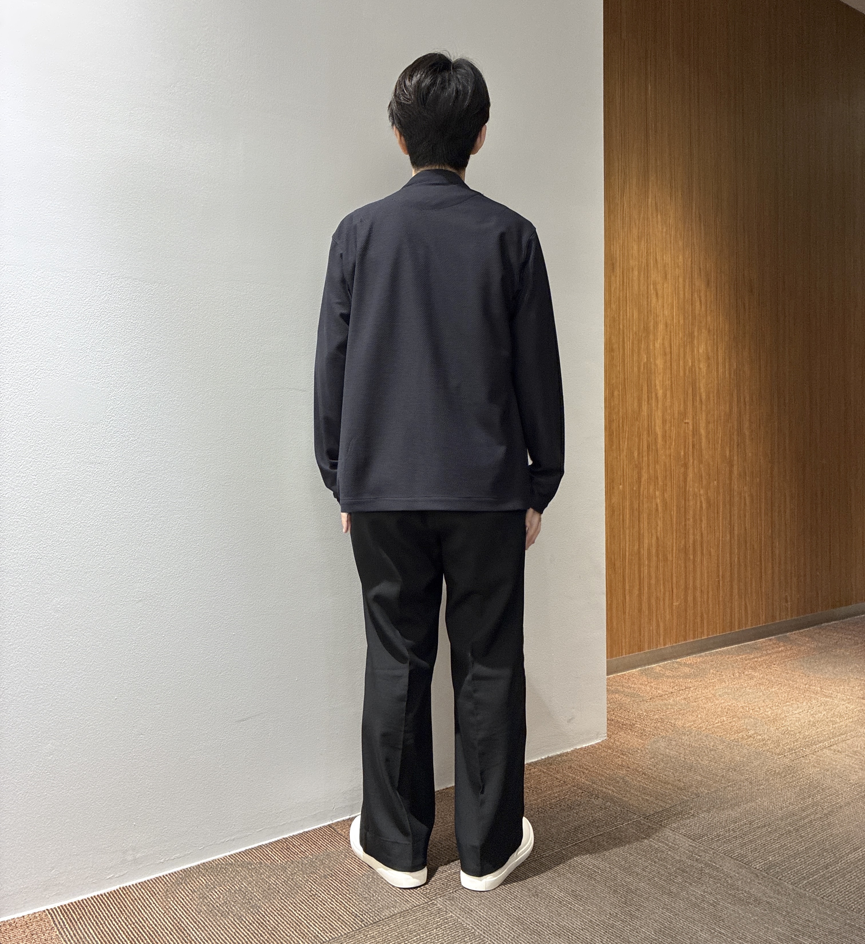 わいずみさんの「TAKEO KIKUCHI｜【抗菌防臭】バーズアイメッシュノーカラージャケット」を使ったコーディネート