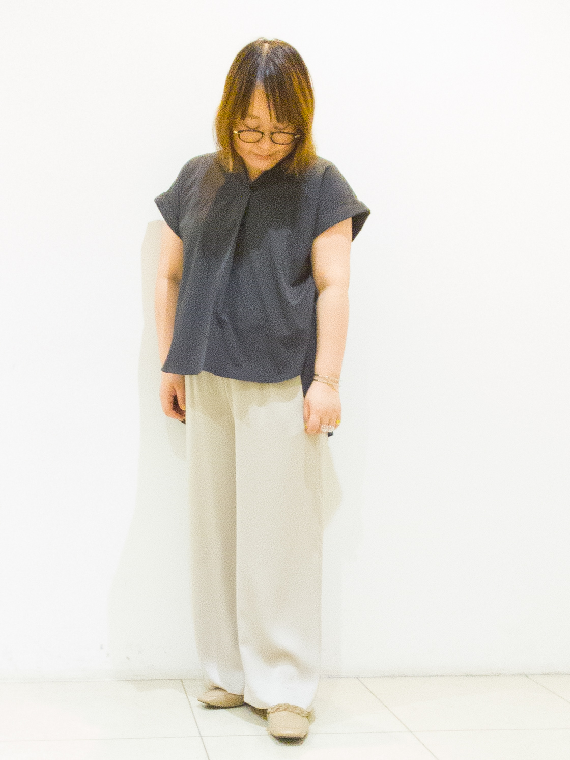 takedaさんの「UNTITLED｜【多機能付き】バックプリーツデザインブラウス」を使ったコーディネート