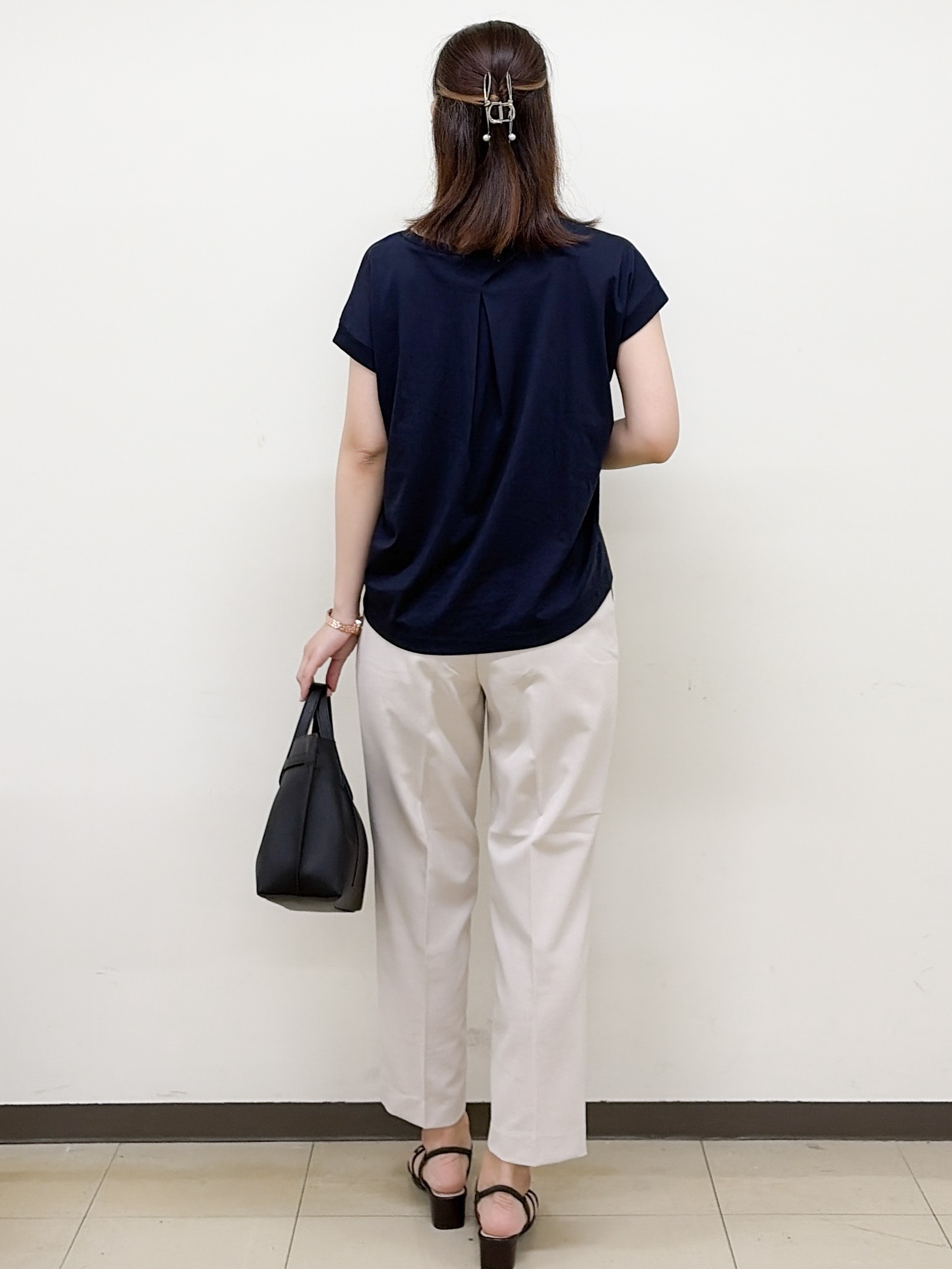 yurinaさんの「index｜【接触冷感／UV】ワンポイント刺繍Tシャツ《7col／XS~3L／洗濯機OK》」を使ったコーディネート