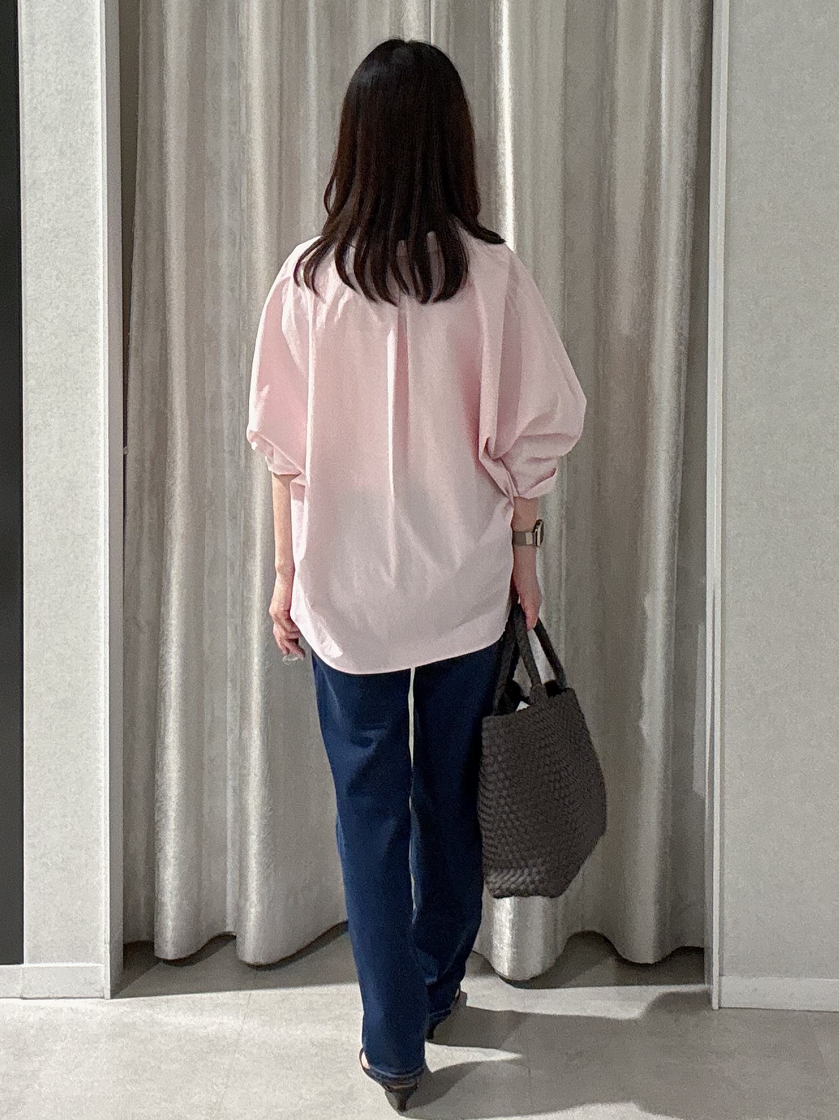 makiさんの「UNTITLED｜【接触冷感/吸水速乾/UVカット】ドルマンスリーブシャツ」を使ったコーディネート