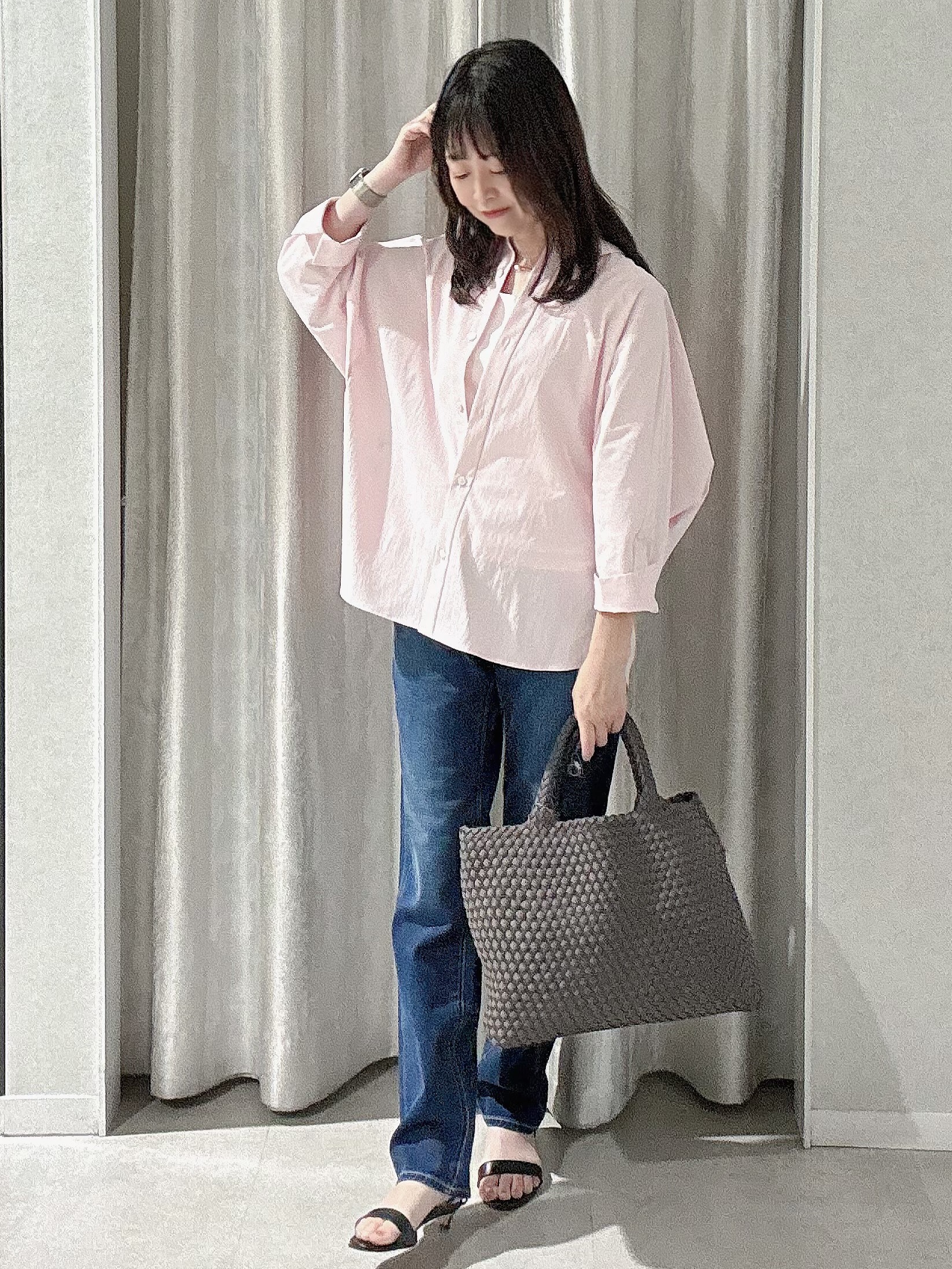 makiさんの「UNTITLED｜【接触冷感/吸水速乾/UVカット】ドルマンスリーブシャツ」を使ったコーディネート