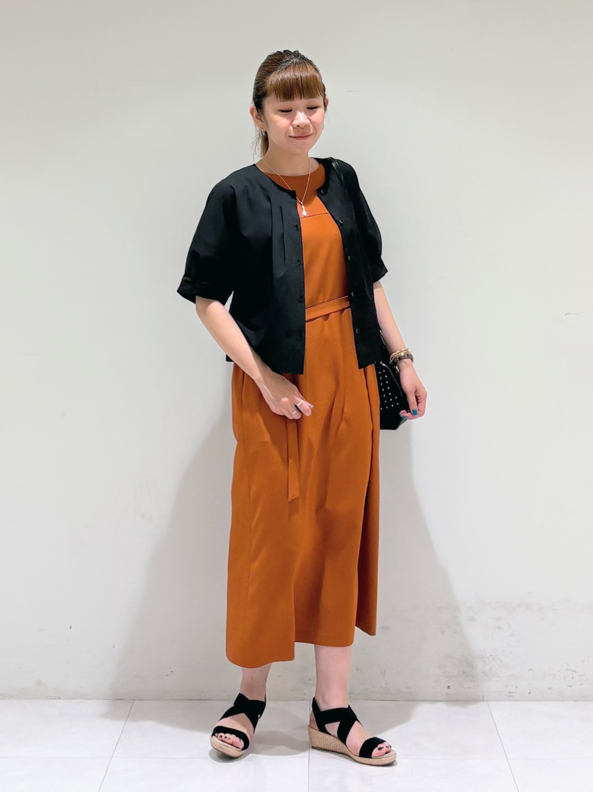 tsuyuさんの「INDIVI｜【バリエ豊富】デザインワントップネックレス」を使ったコーディネート