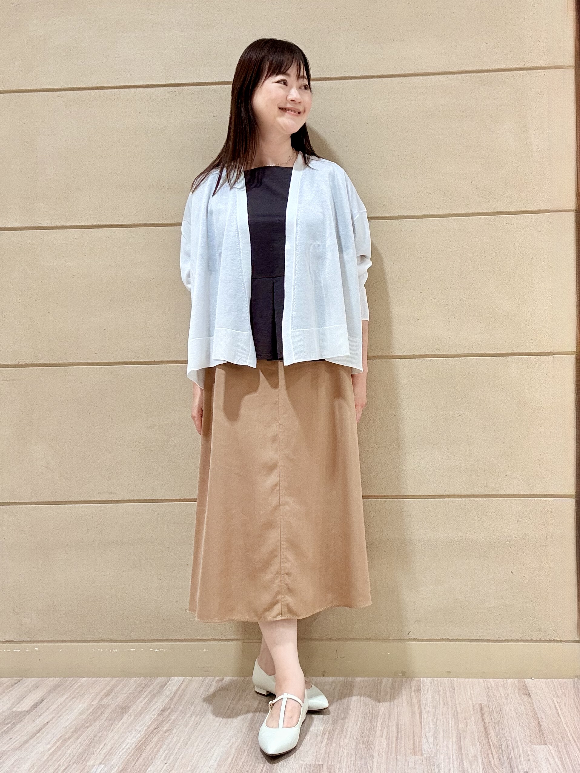 Marさんの「Reflect｜【UVカット／接触冷感／吸水速乾】フレアスリーブペプラムカットソー」を使ったコーディネート