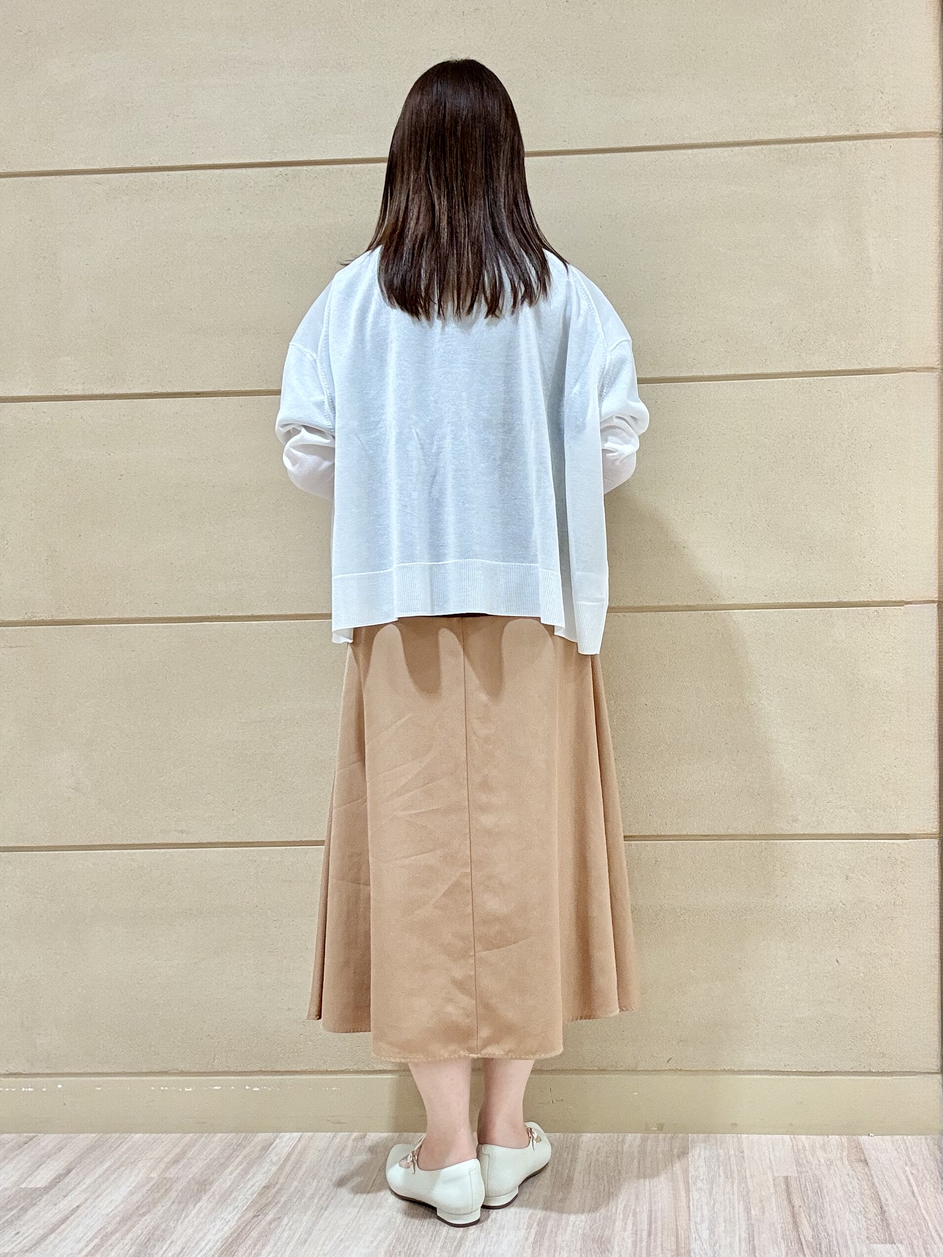 Marさんの「Reflect｜【UVカット／接触冷感／吸水速乾】フレアスリーブペプラムカットソー」を使ったコーディネート
