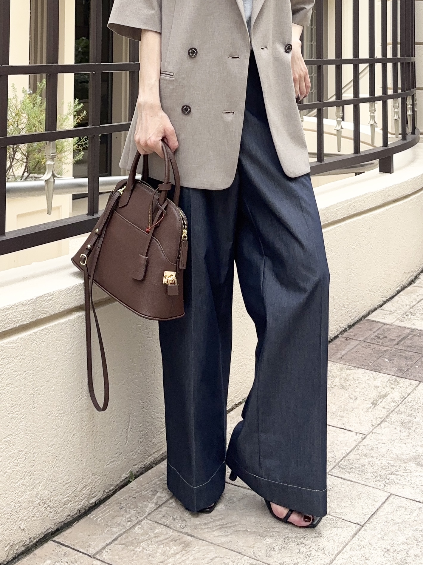 清水夏姫さんの「DRESSTERIOR｜【otonaMUSE5月号掲載】スキニーベルトサンダル」を使ったコーディネート