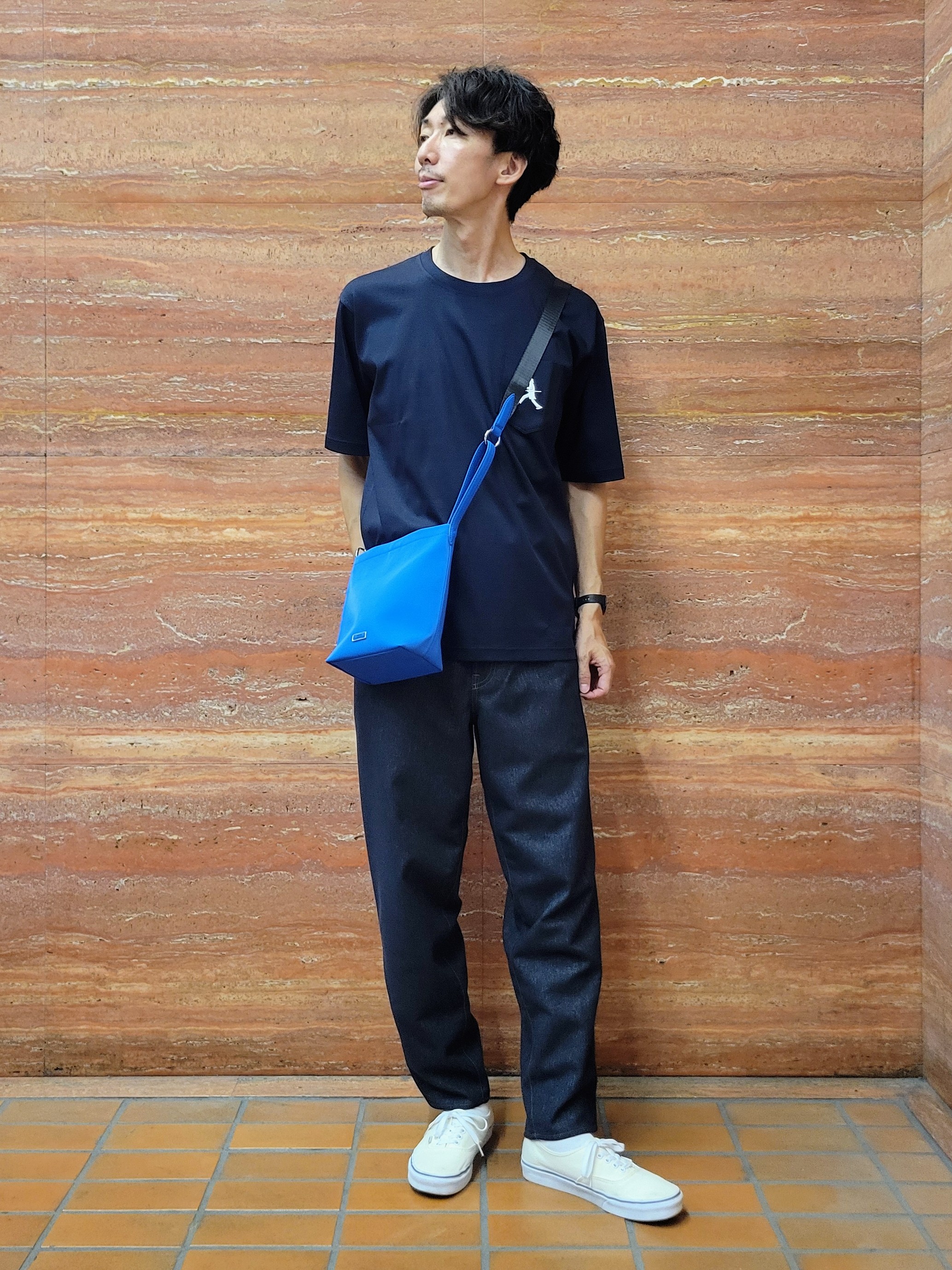piroyaさんの「TAKEO KIKUCHI｜【BOWLER HAT LABEL】アイスクリアコットンボーラーハットウォーカー 半袖ポケT」を使ったコーディネート