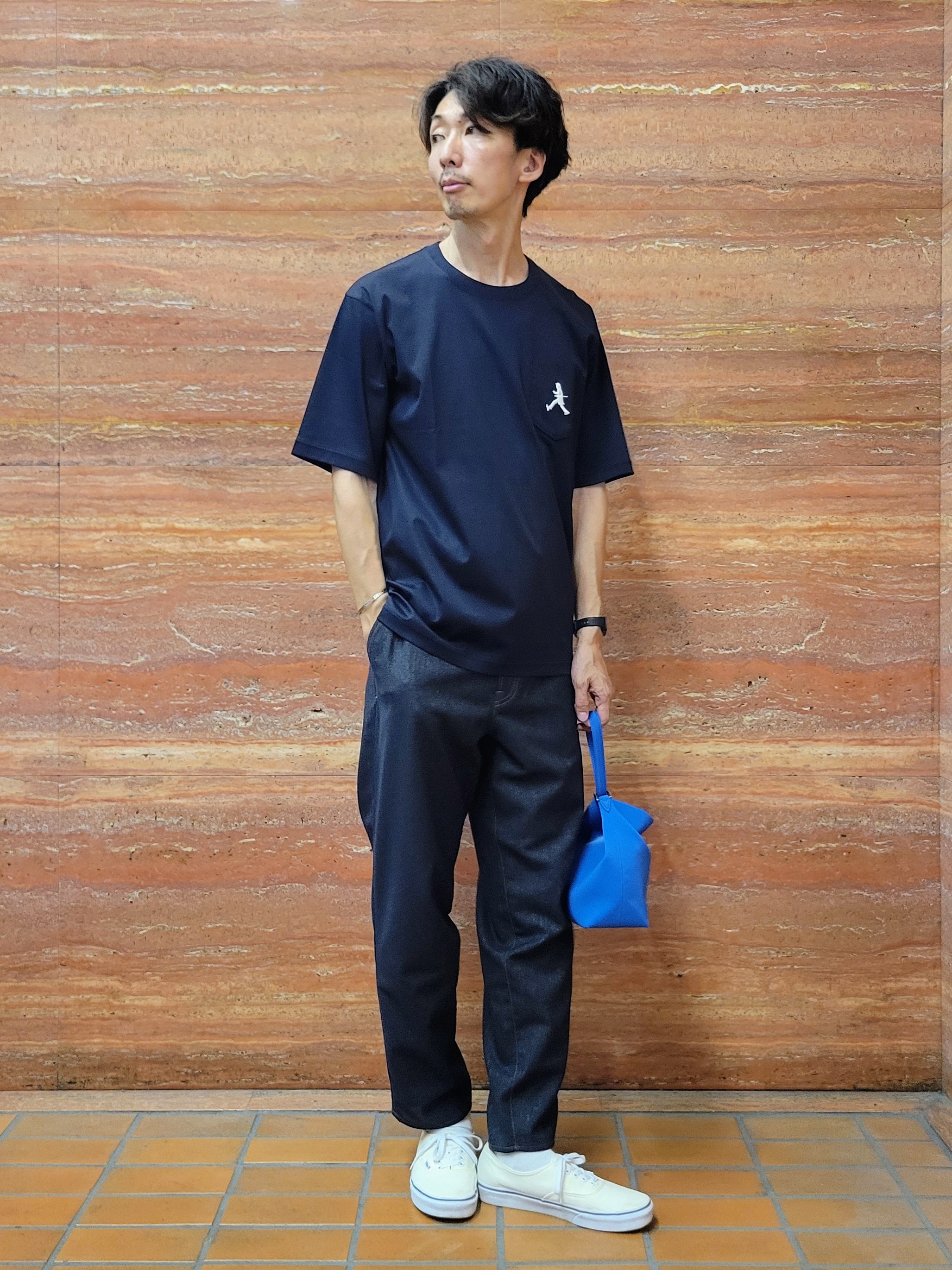 piroyaさんの「TAKEO KIKUCHI｜【BOWLER HAT LABEL】アイスクリアコットンボーラーハットウォーカー 半袖ポケT」を使ったコーディネート