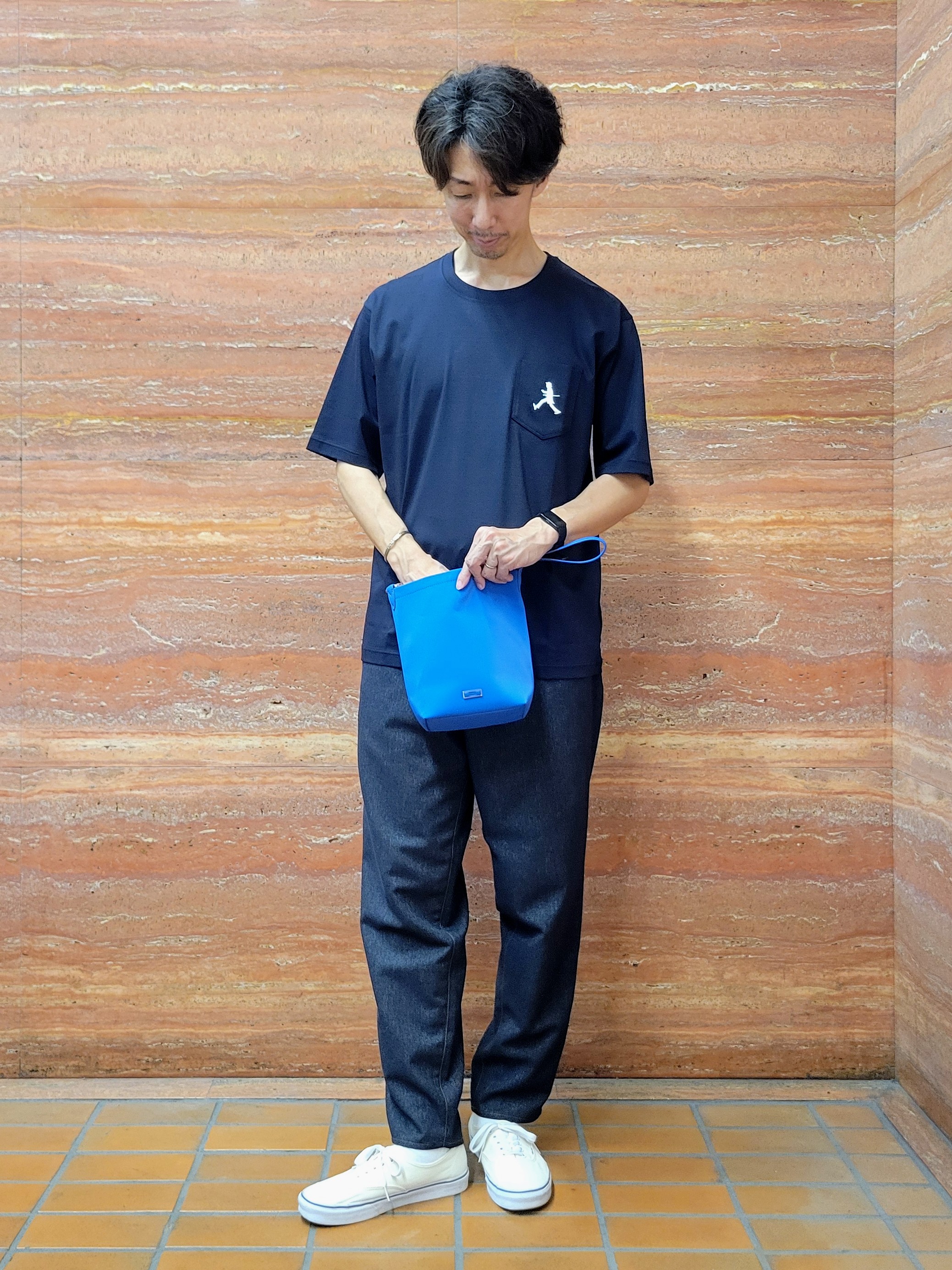 piroyaさんの「TAKEO KIKUCHI｜【BOWLER HAT LABEL】アイスクリアコットンボーラーハットウォーカー 半袖ポケT」を使ったコーディネート