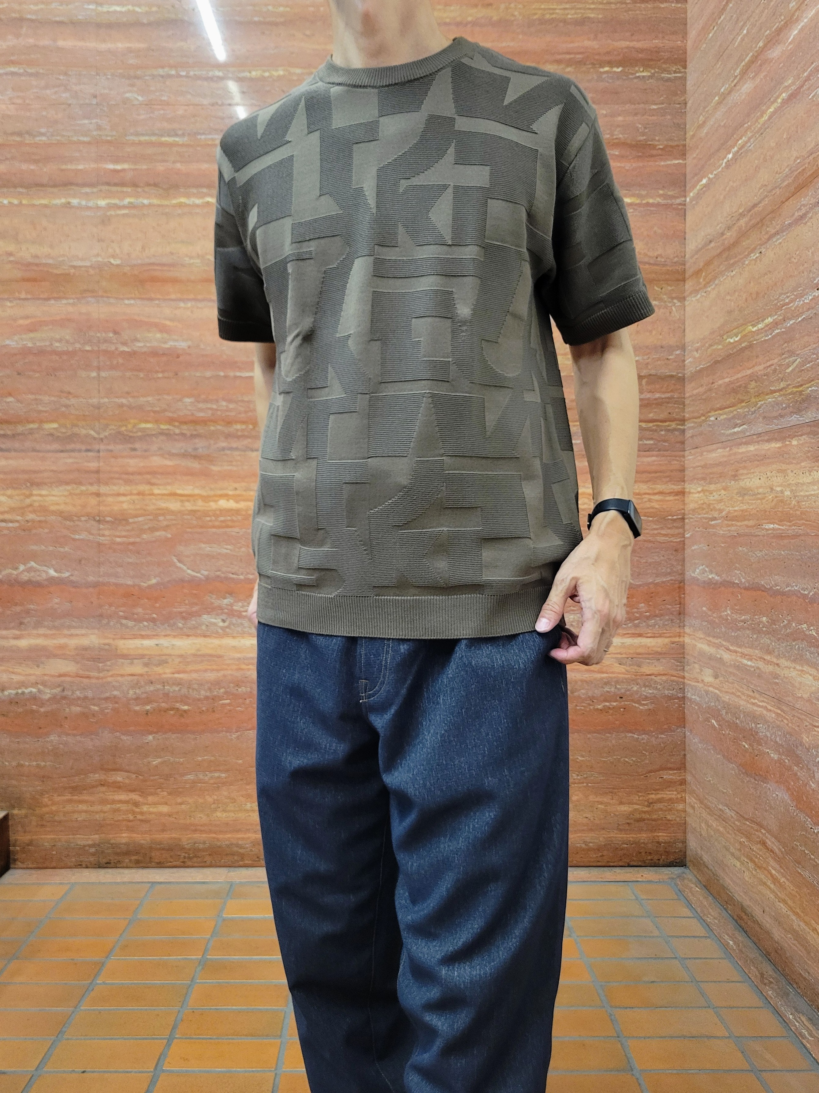 piroyaさんの「TAKEO KIKUCHI｜【徳島ニット】ニットＴシャツ」を使ったコーディネート