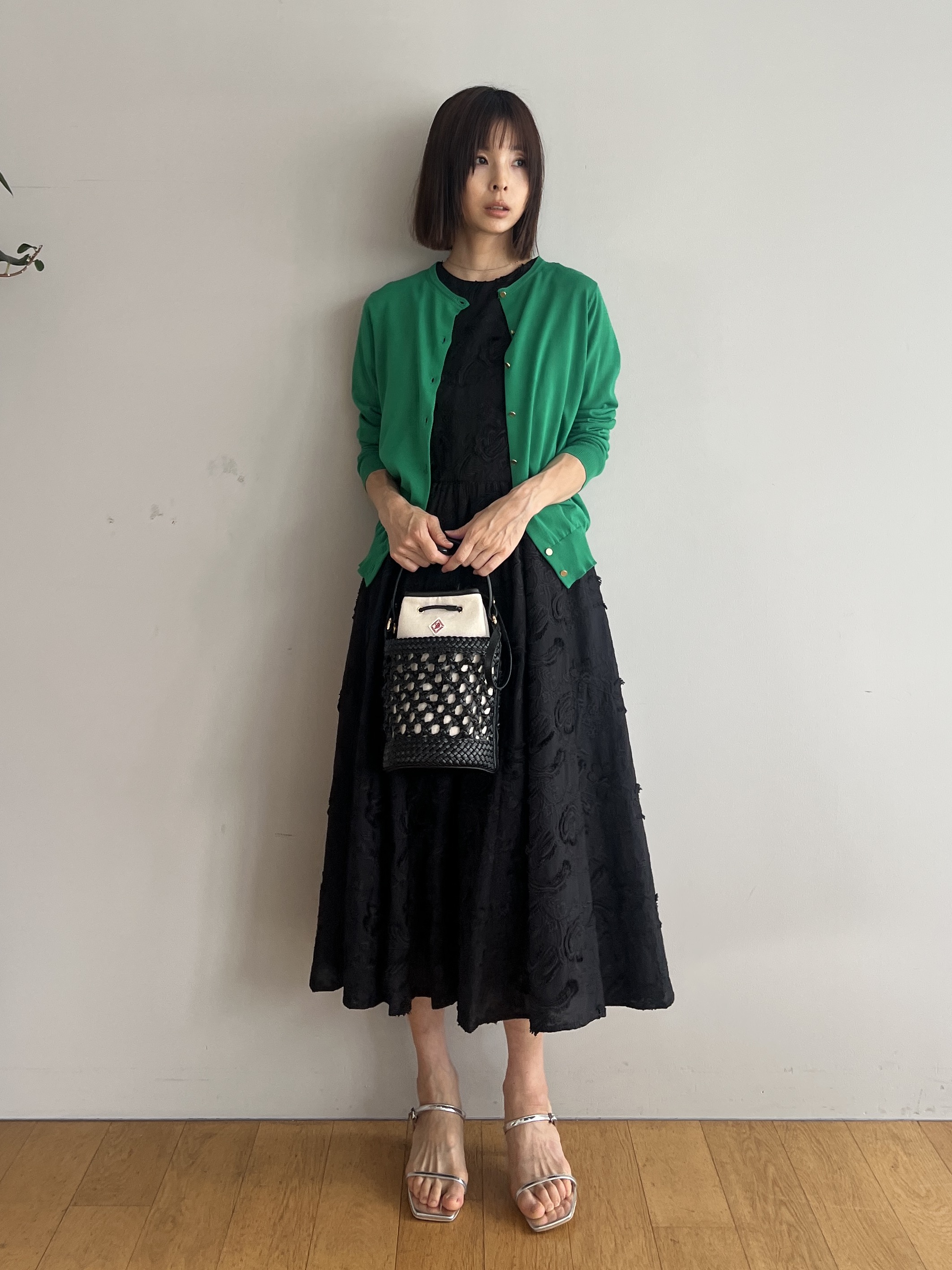misaさんの「DRESSTERIOR｜【otonaMUSE5月号掲載】スキニーベルトサンダル」を使ったコーディネート