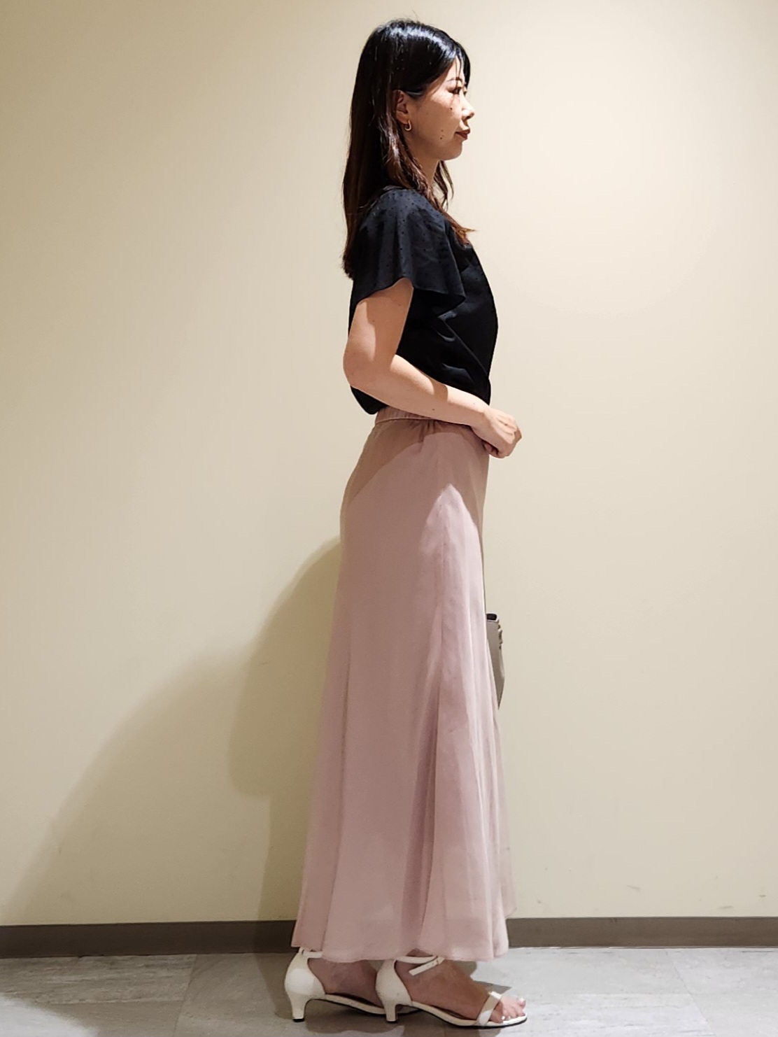 yukaさんの「COUP DE CHANCE｜【手洗い可／日本製】ドット柄フロッキープリントブラウス」を使ったコーディネート