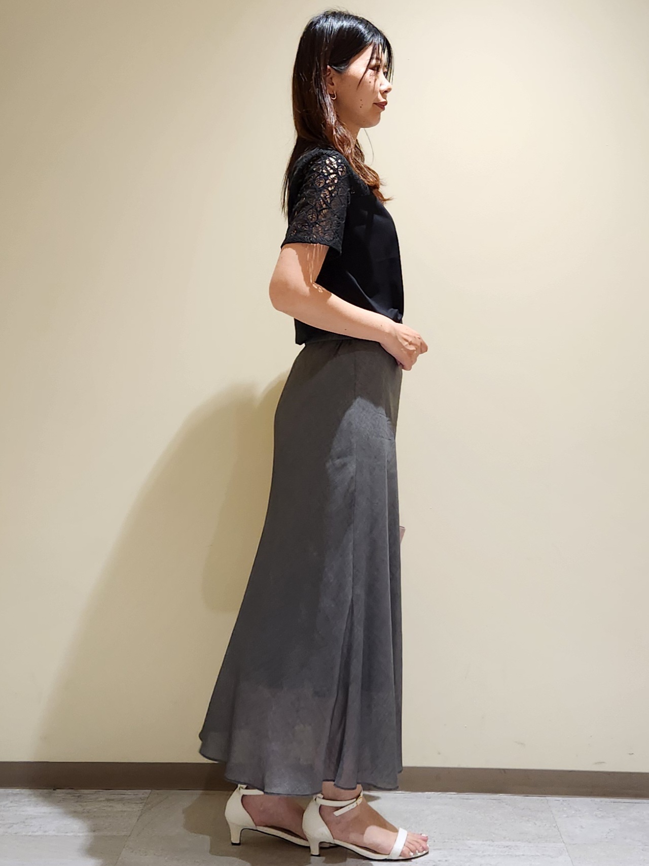 yukaさんの「COUP DE CHANCE｜【手洗い可／日本製】ラッセルレースプルオーバー」を使ったコーディネート