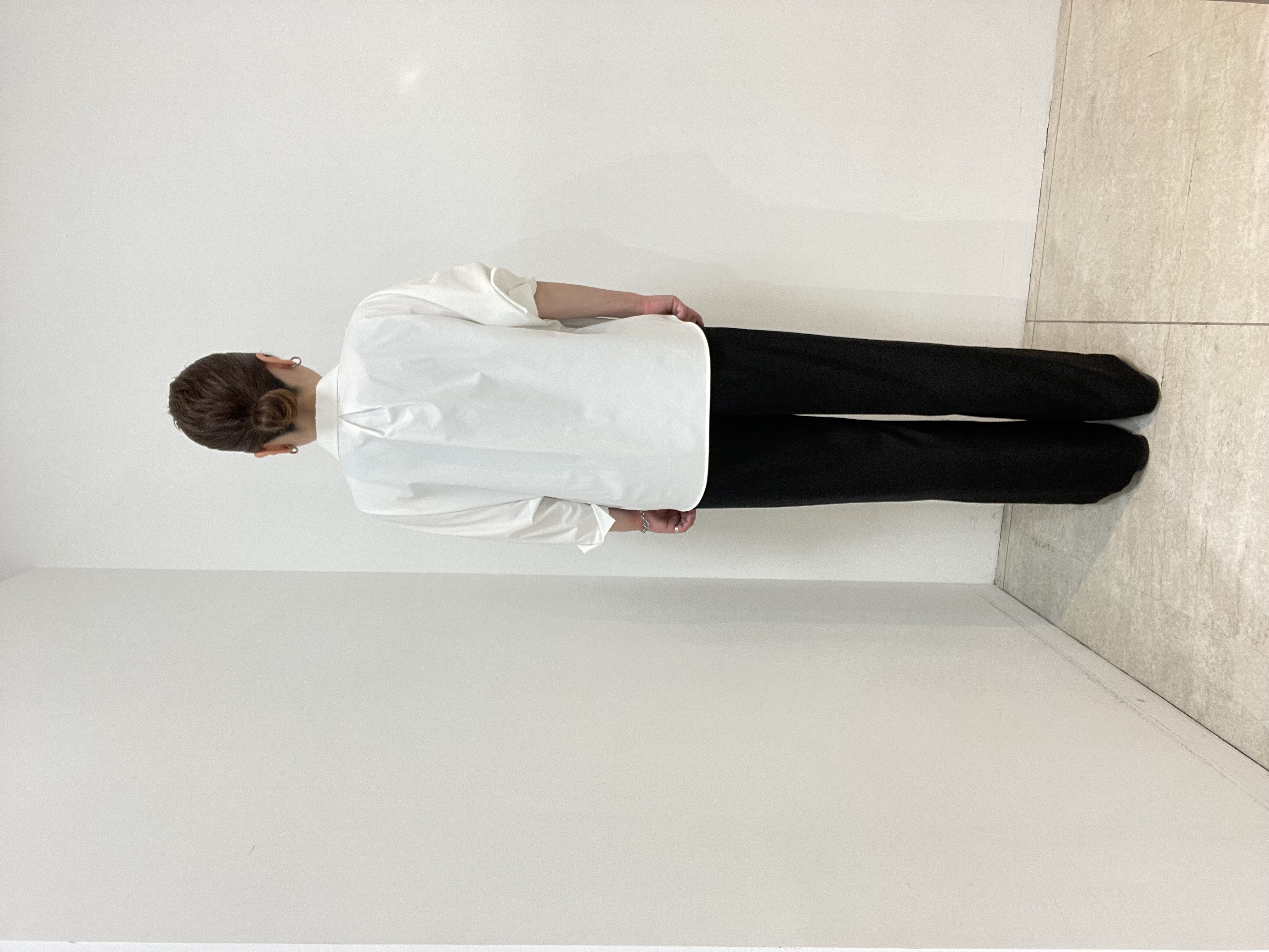 Wachiさんの「UNTITLED｜【接触冷感/吸水速乾/UVカット】ドルマンスリーブシャツ」を使ったコーディネート