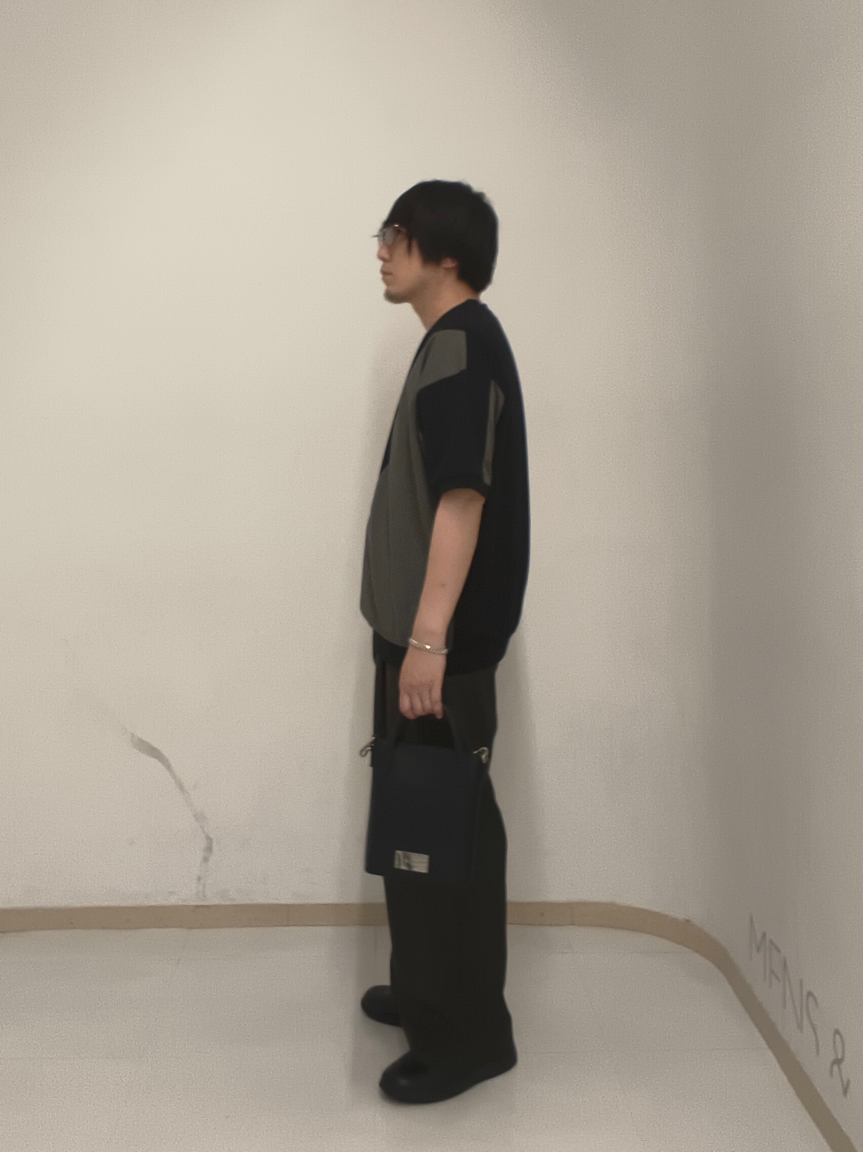サクライさんの「tk.TAKEO KIKUCHI｜切り替えカットソー」を使ったコーディネート