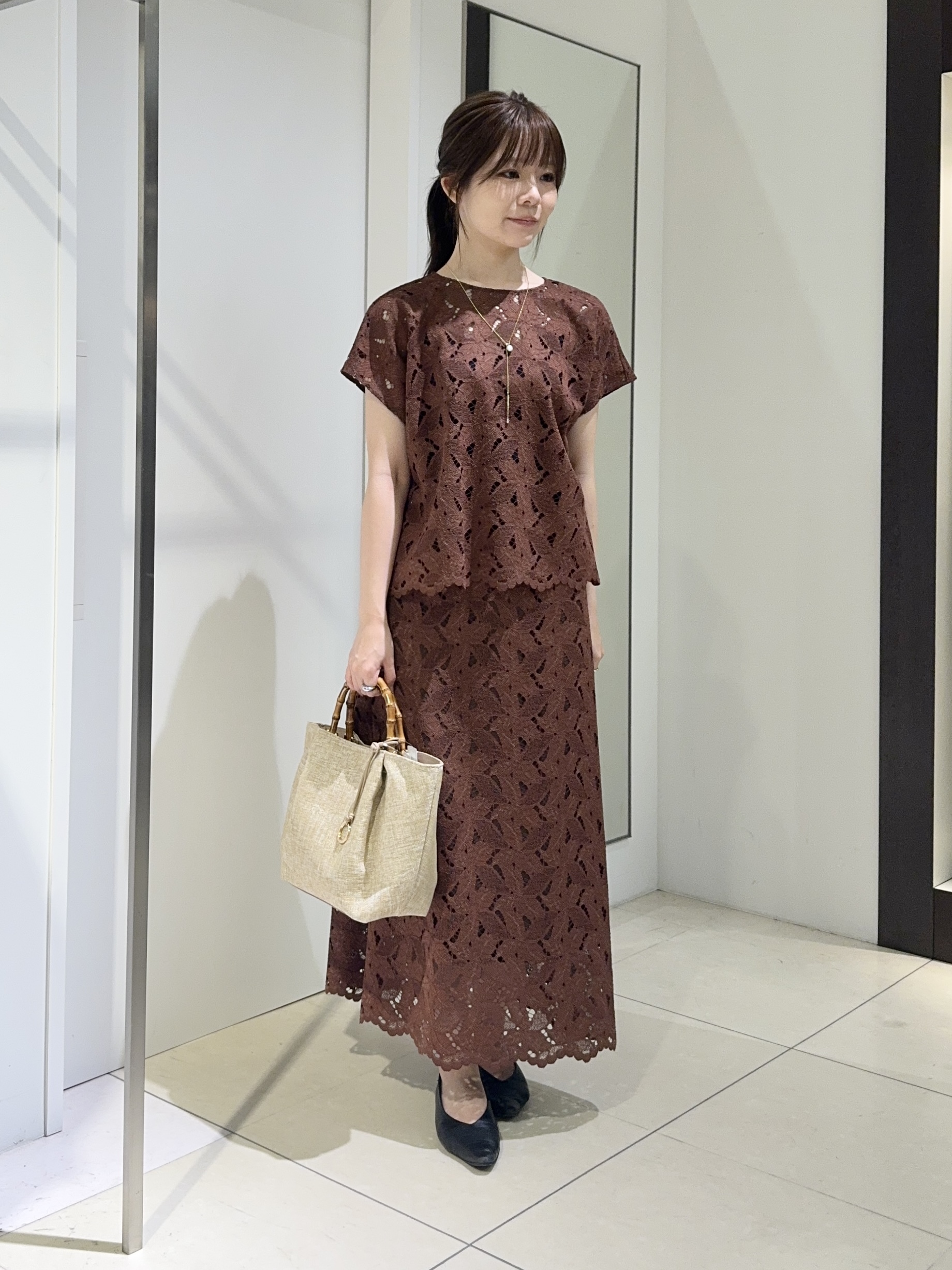 kaoruさんの「UNTITLED｜【セットアップ可能】リーフレースブラウス」を使ったコーディネート