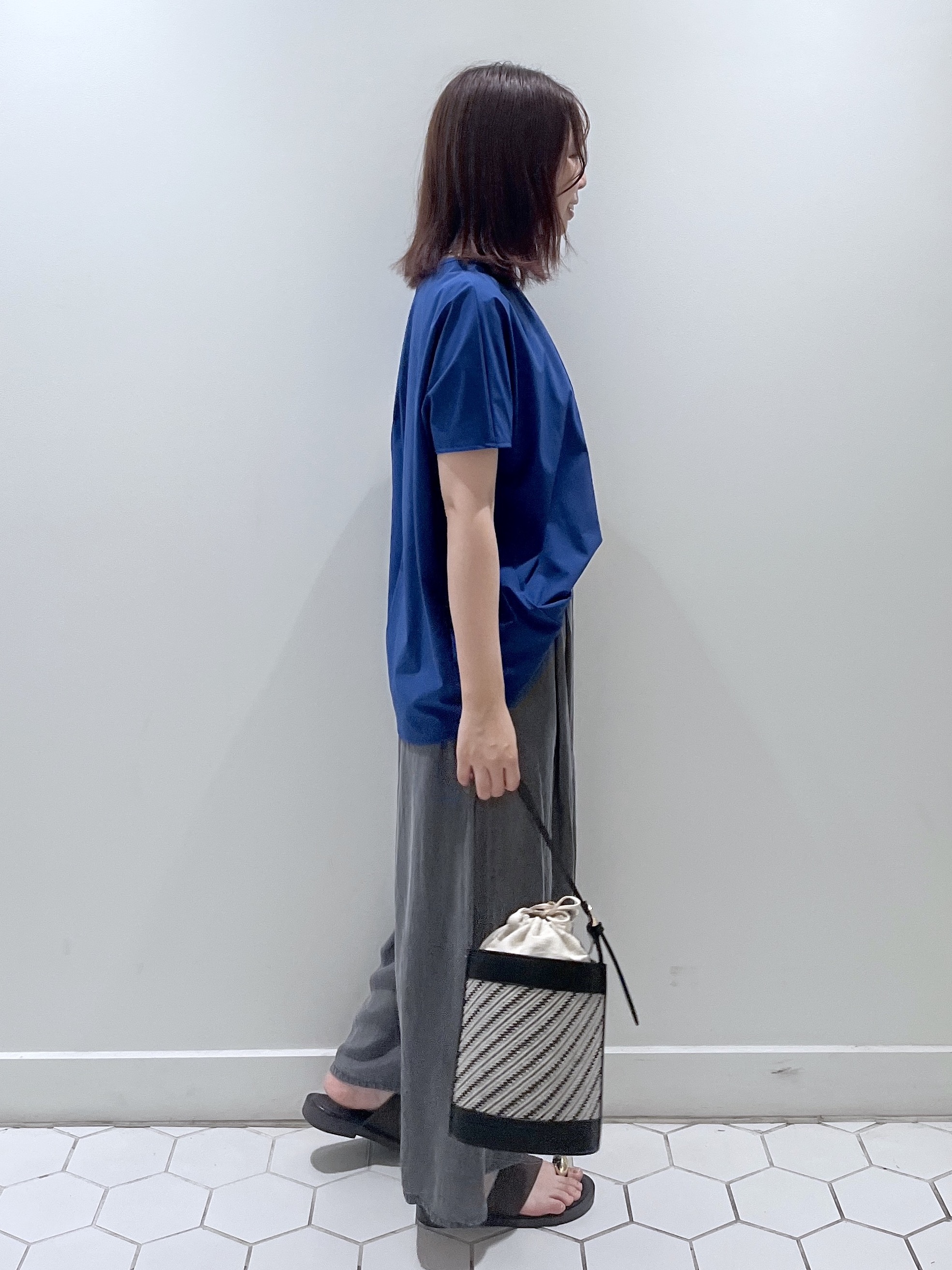 Makinoさんの「Dessin｜【接触冷感/UVカット】ドレープタックブラウス」を使ったコーディネート