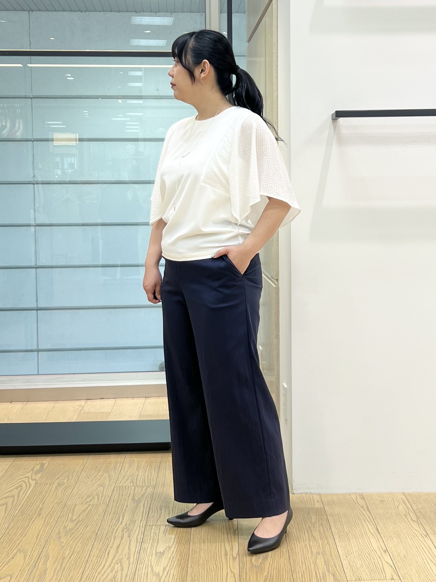 shimaさんの「INDIVI｜【UVケア】着流しミドル丈カーディガンジャージ」を使ったコーディネート