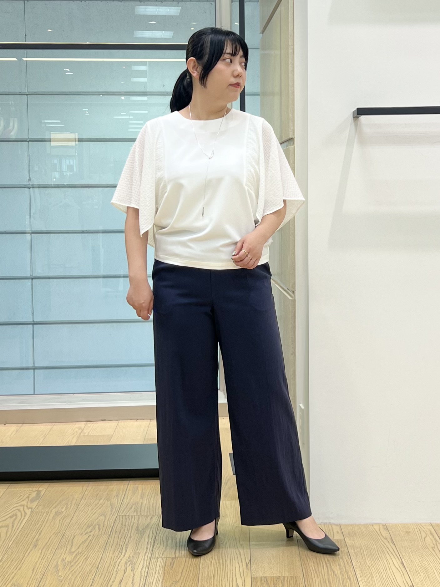 shimaさんの「INDIVI｜【UVケア】着流しミドル丈カーディガンジャージ」を使ったコーディネート