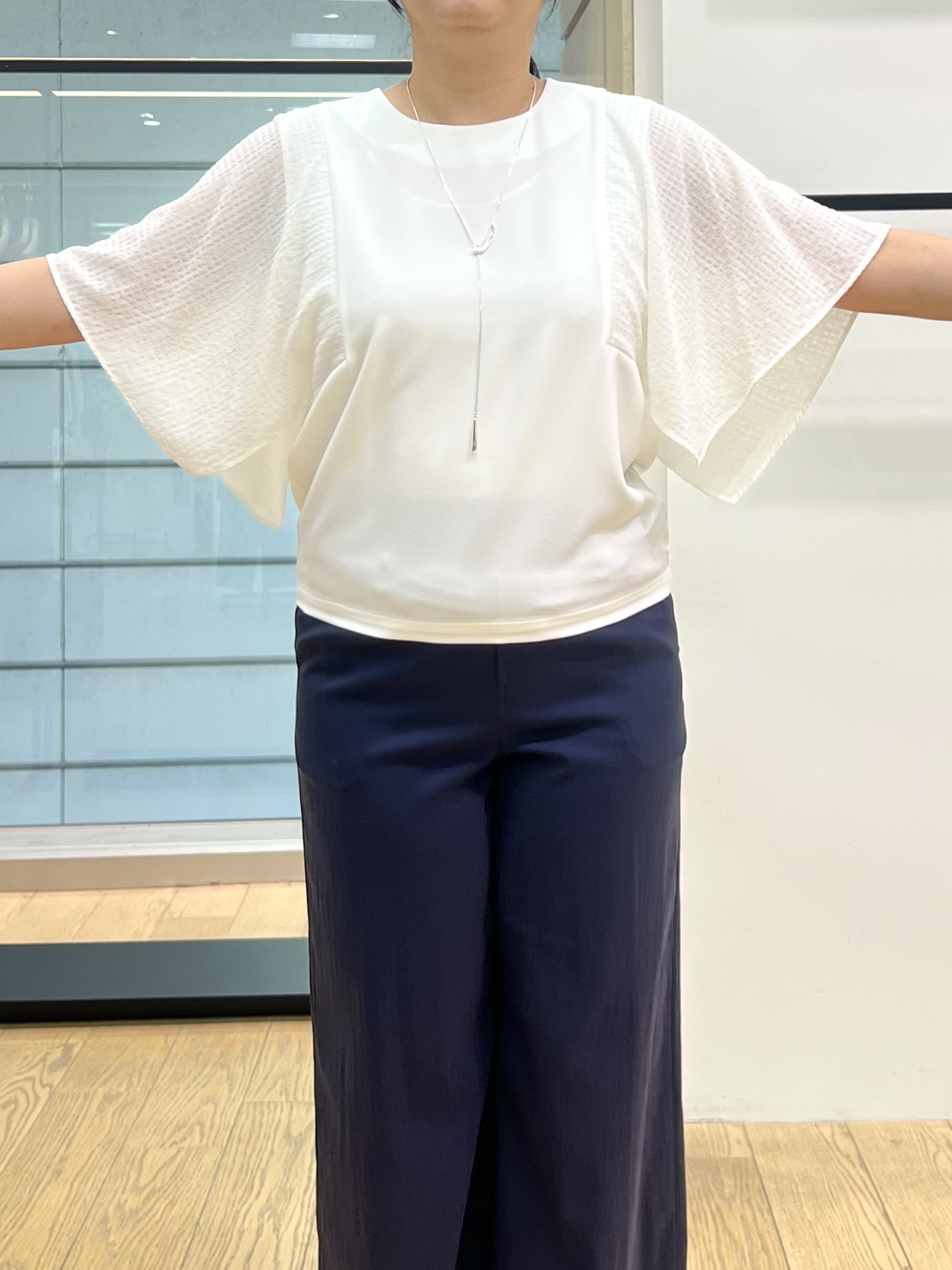 shimaさんの「INDIVI｜【UVケア】着流しミドル丈カーディガンジャージ」を使ったコーディネート