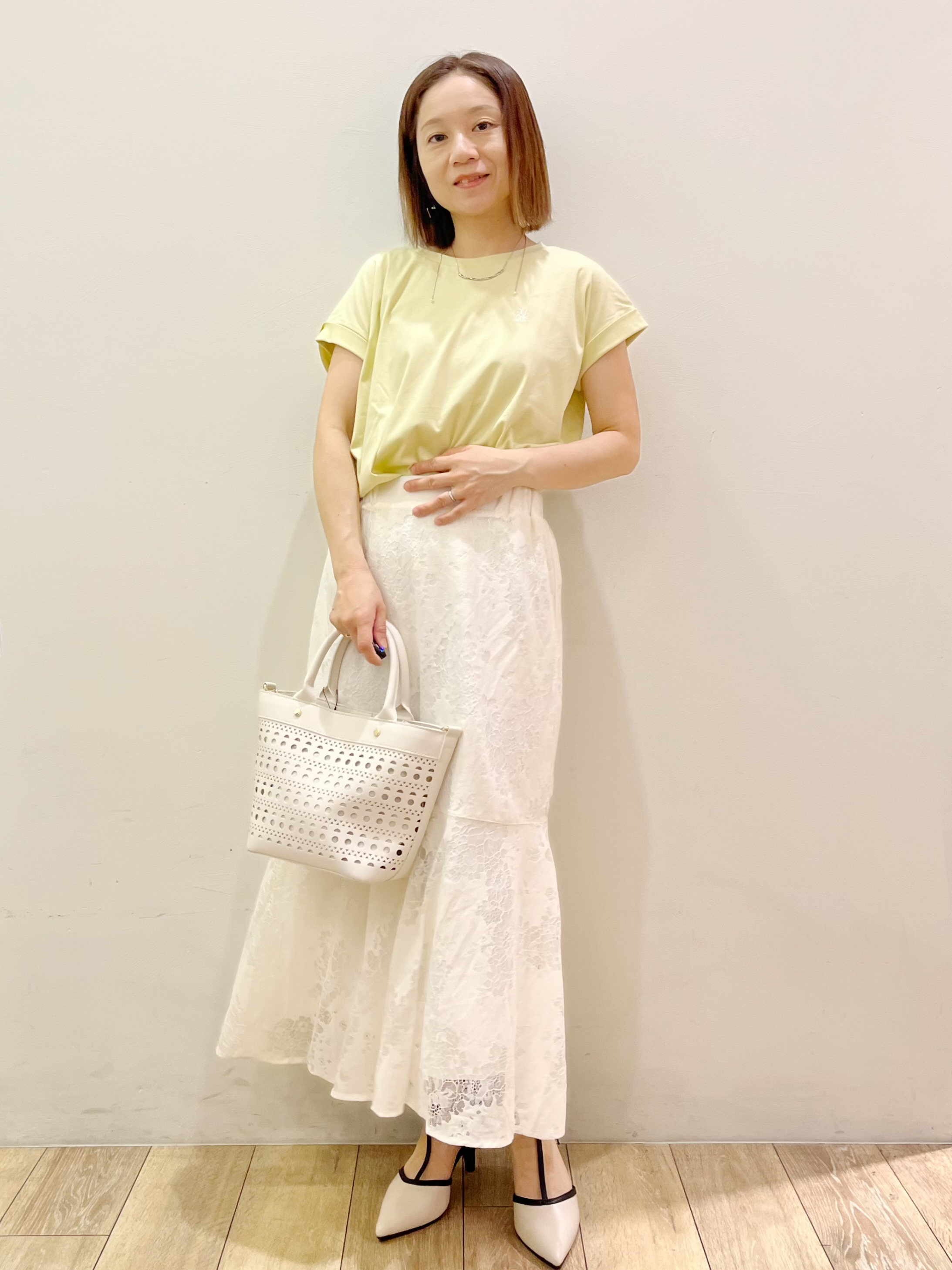 kcさんの「OPAQUE.CLIP｜【接触冷感／UV】ワンポイント刺繍Tシャツ《7col／XS~3L／洗濯機OK》」を使ったコーディネート