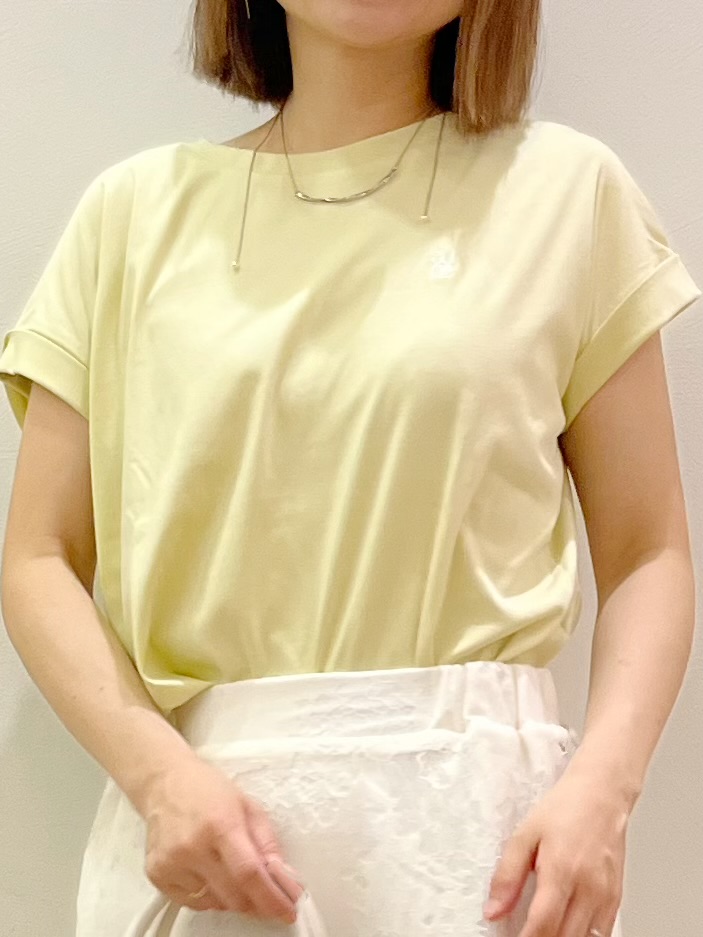 kcさんの「OPAQUE.CLIP｜【接触冷感／UV】ワンポイント刺繍Tシャツ《7col／XS~3L／洗濯機OK》」を使ったコーディネート