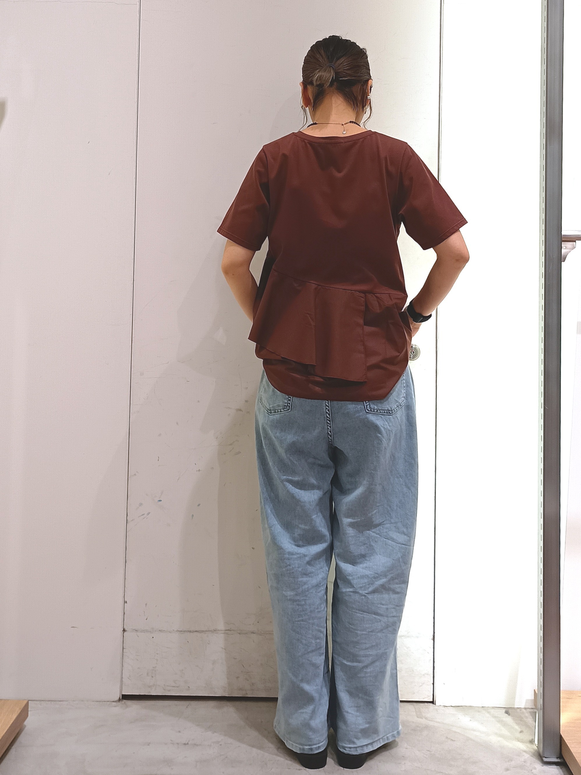 shinkoさんの「OPAQUE.CLIP｜ペプラムドッキングカットソー【洗濯機OK】」を使ったコーディネート