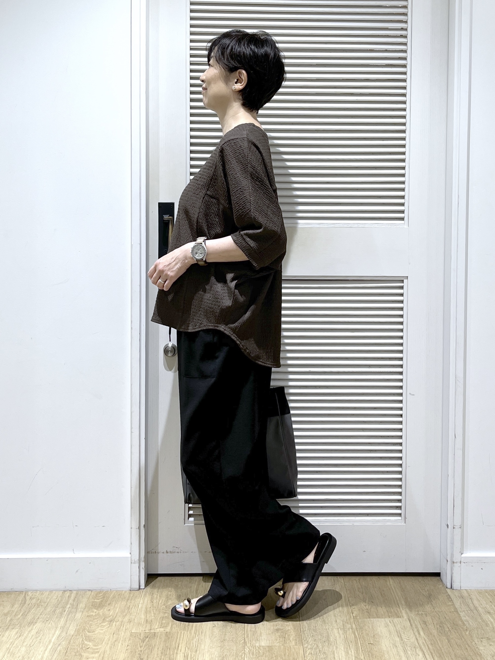 Miyazakiさんの「Dessin｜シュリンクジャージ カットソー」を使ったコーディネート