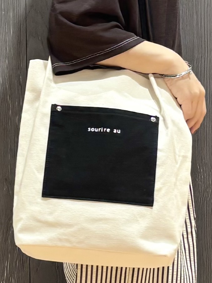 meiさんの「SHOO･LA･RUE｜【S-LL/洗濯機可/体型カバー】ゆるっとこなれる 大人のシアースラブTシャツ」を使ったコーディネート