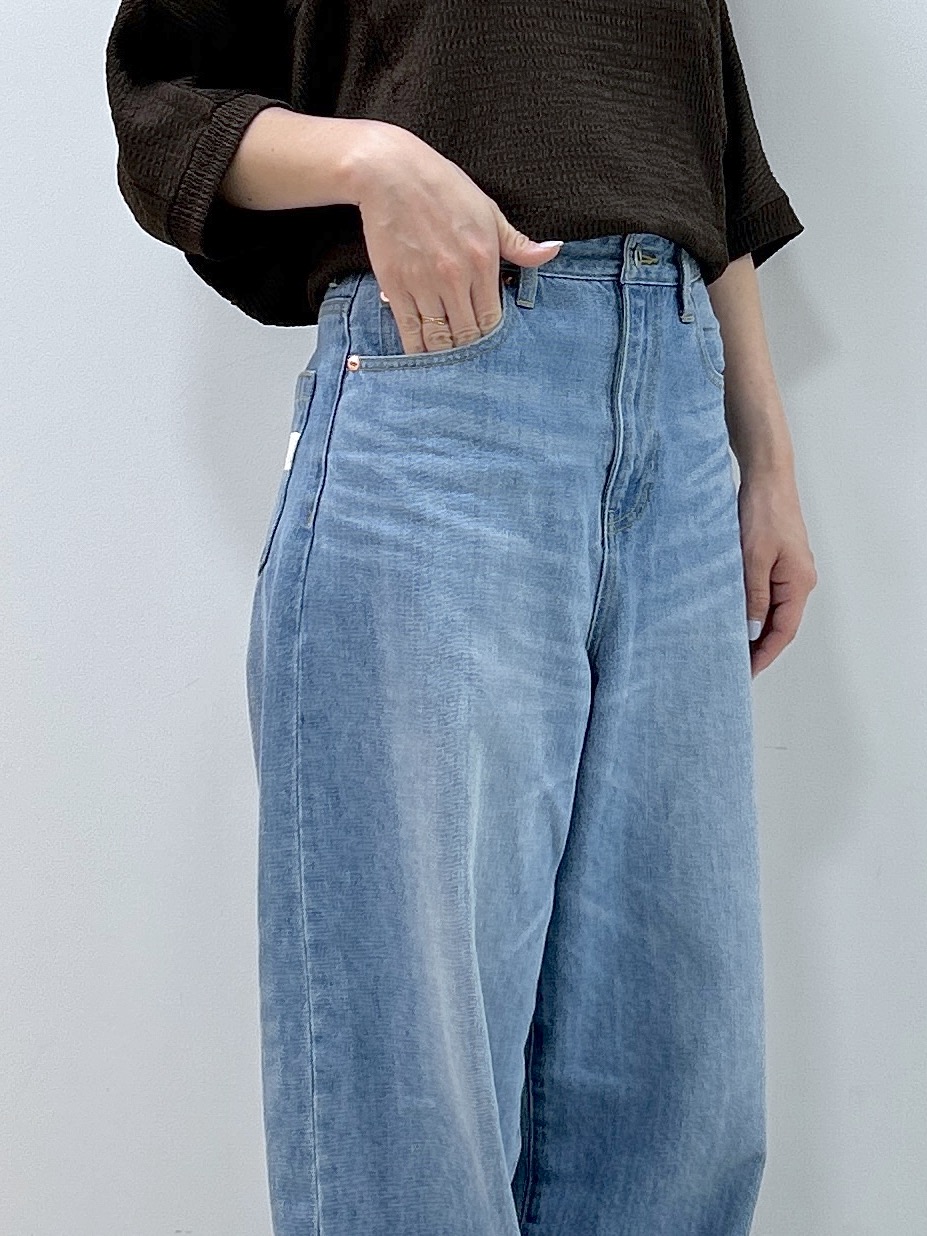 Kaiさんの「Dessin｜シュリンクジャージ カットソー」を使ったコーディネート