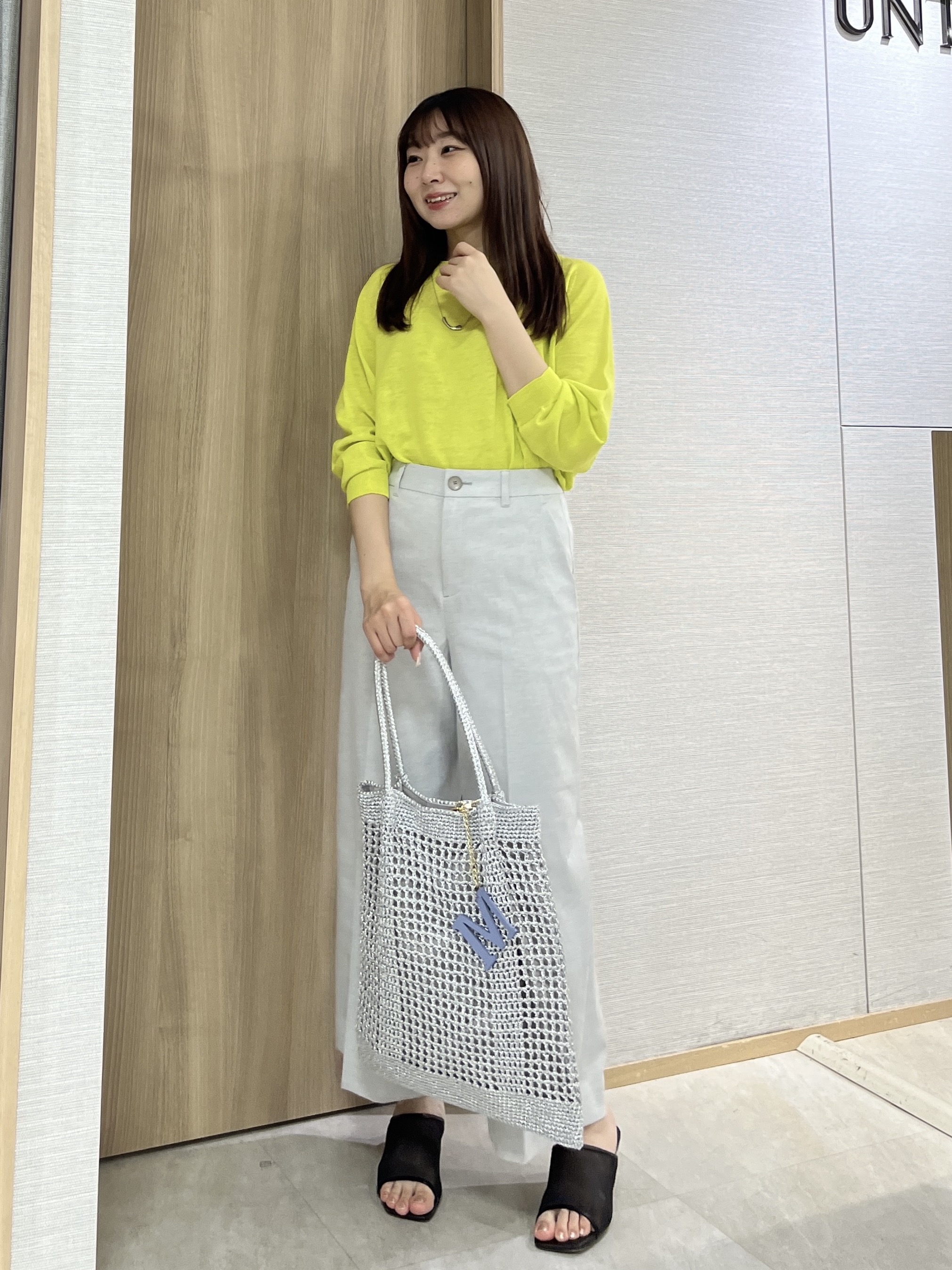 KAHOさんの「UNTITLED｜【ゆったり/リラクシー】リネンボートネックプルオーバー」を使ったコーディネート