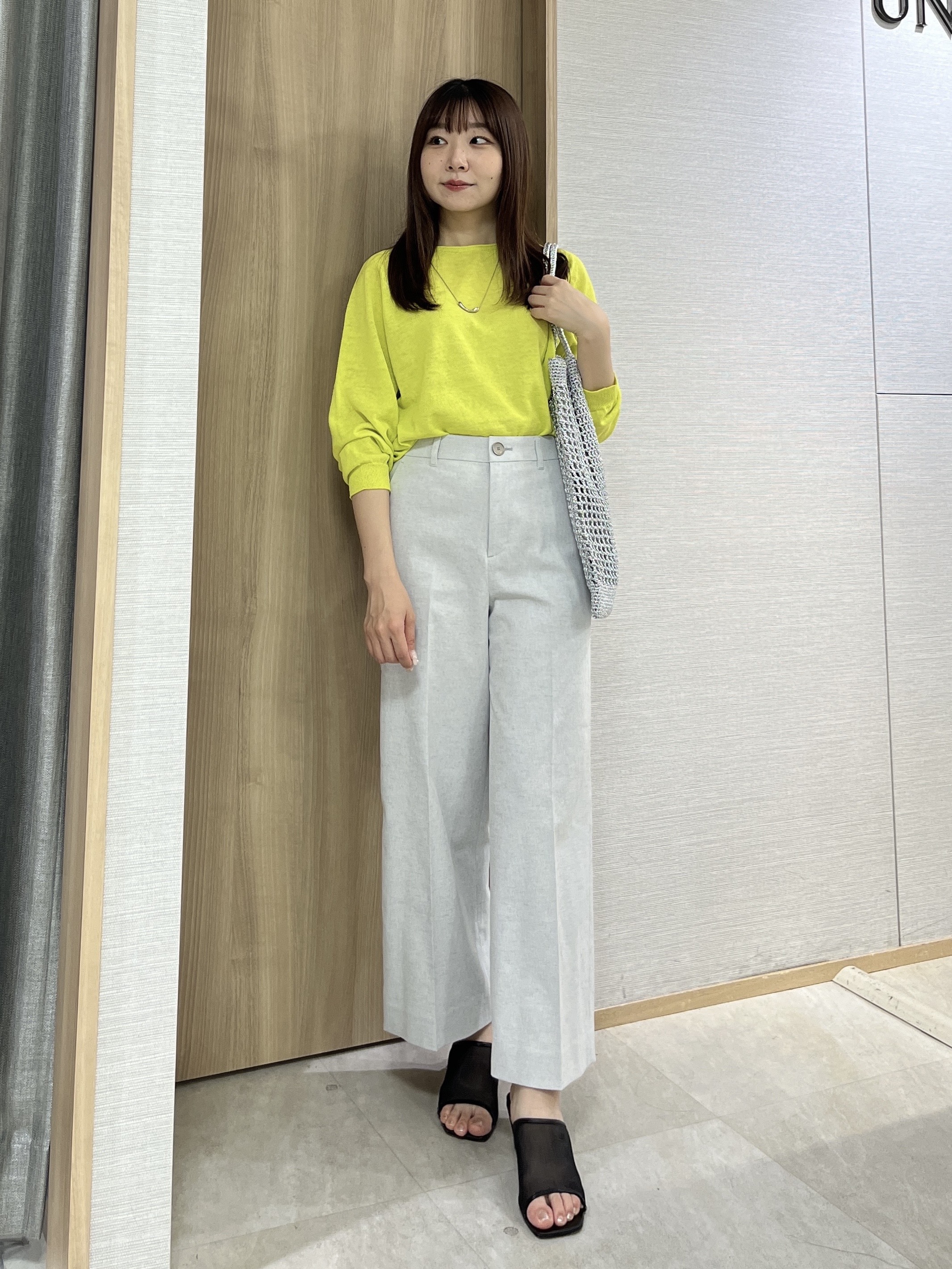 KAHOさんの「UNTITLED｜【ゆったり/リラクシー】リネンボートネックプルオーバー」を使ったコーディネート