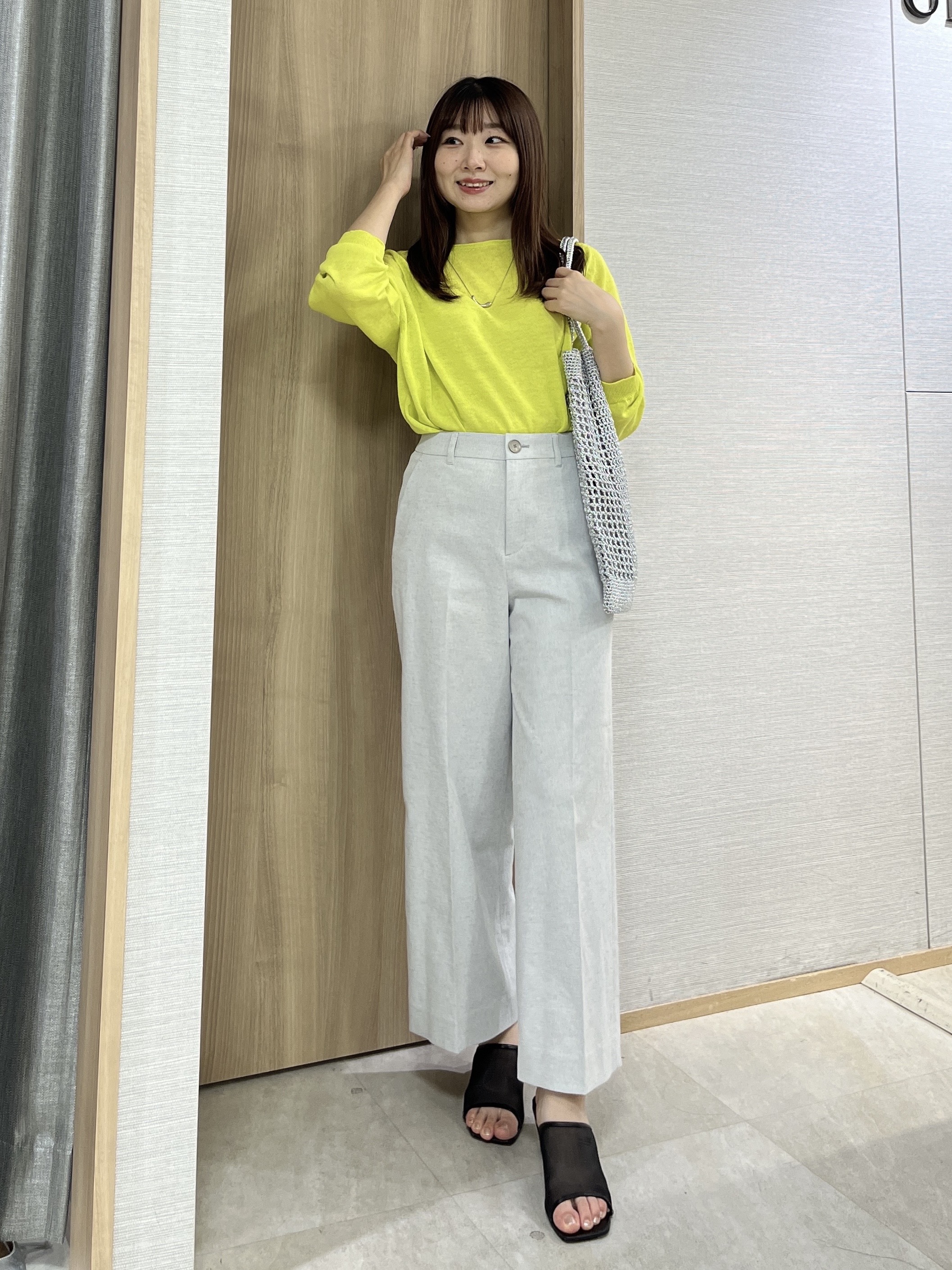 KAHOさんの「UNTITLED｜【ゆったり/リラクシー】リネンボートネックプルオーバー」を使ったコーディネート