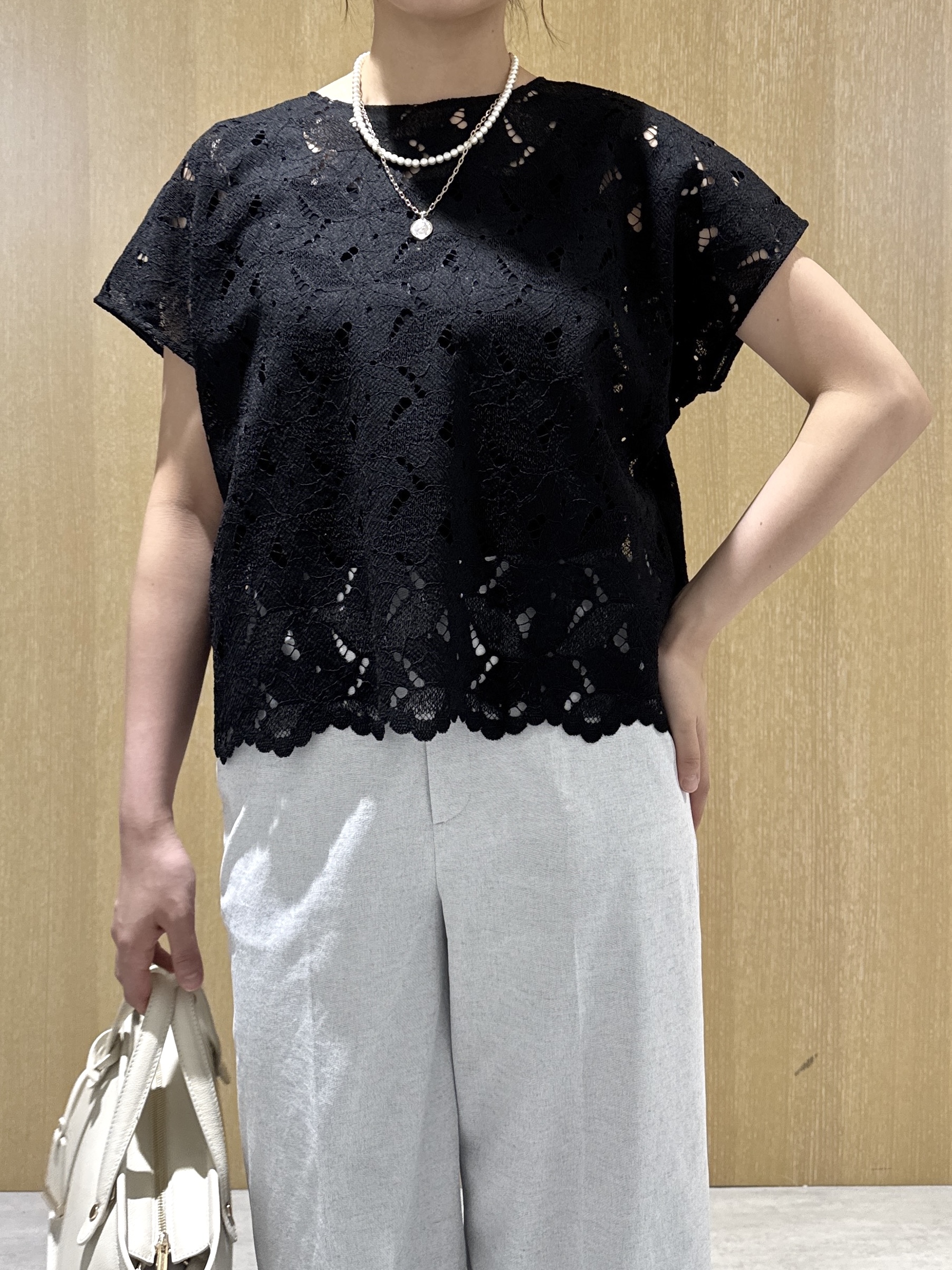 nanaさんの「UNTITLED｜【セットアップ可能】リーフレースブラウス」を使ったコーディネート